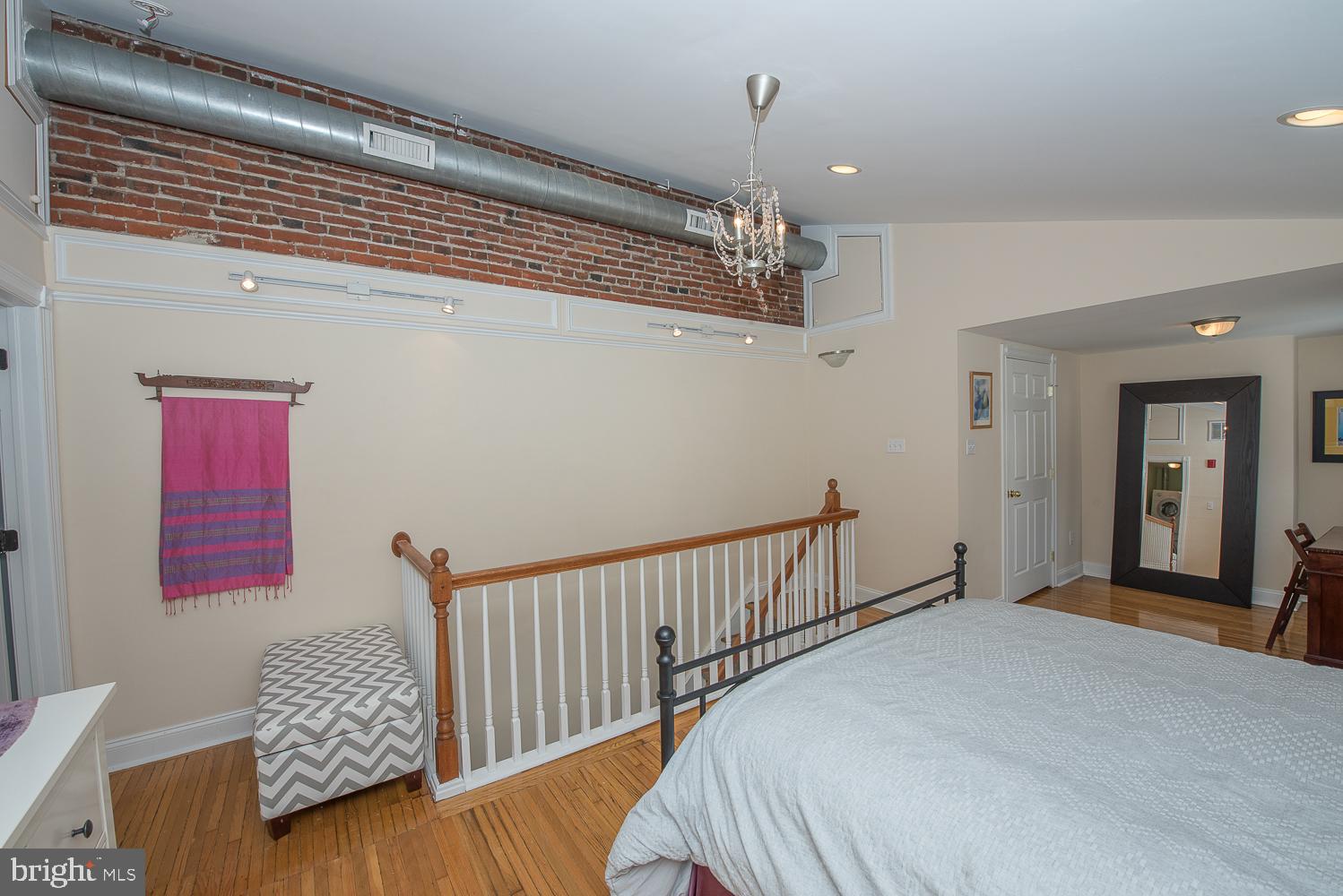 WASHINGTON SQ WEST - Residential