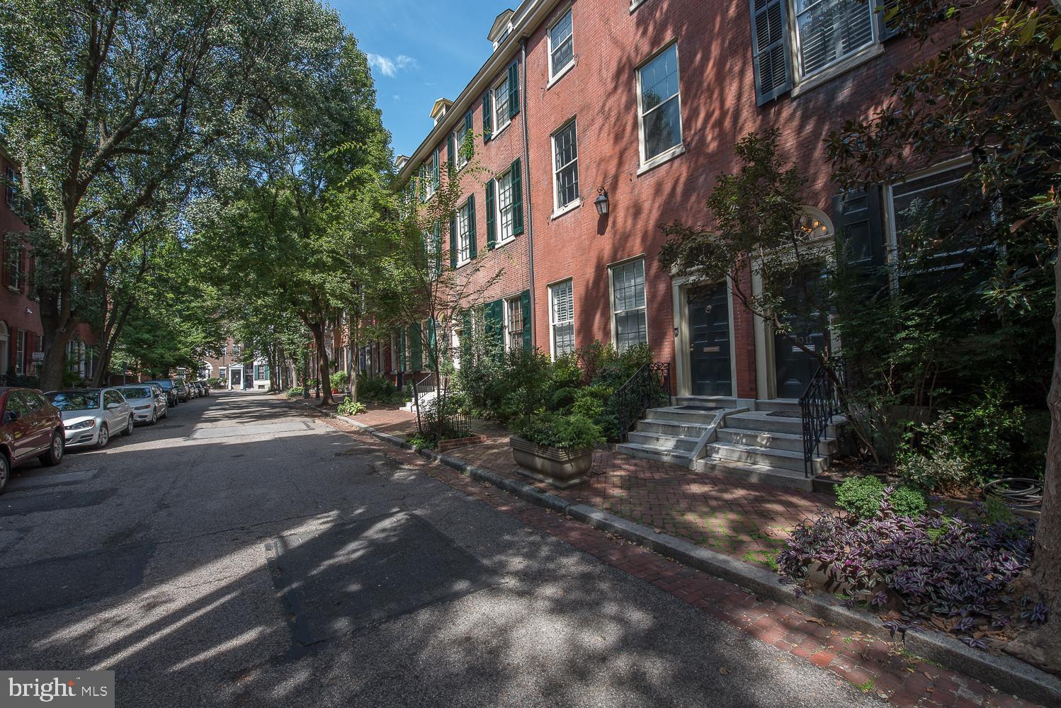 WASHINGTON SQ WEST - Residential