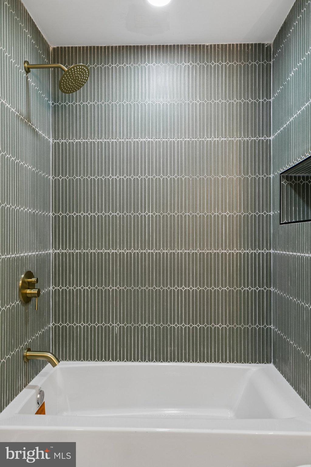 PASSYUNK SQUARE - Residential