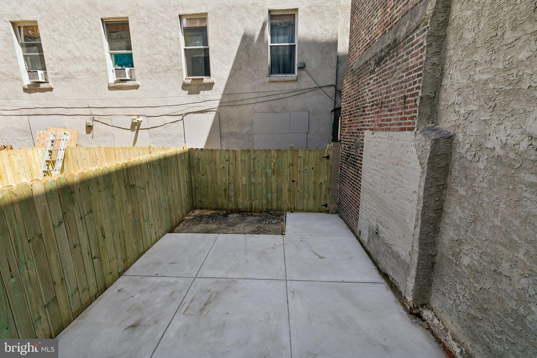 PASSYUNK SQUARE - Residential