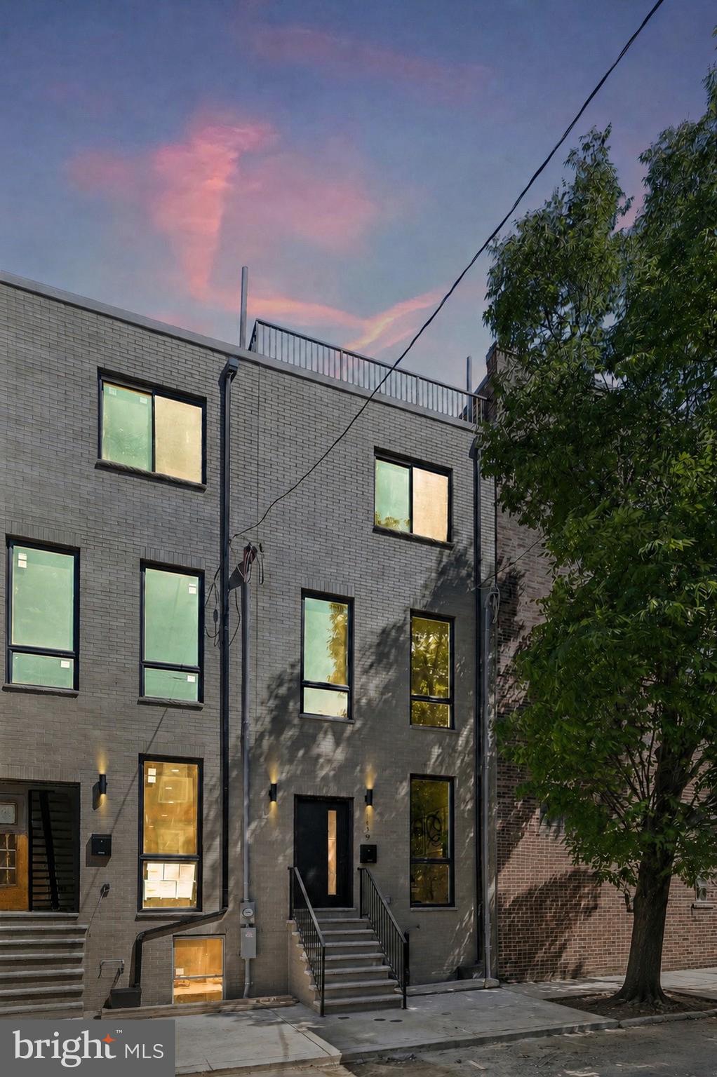 PASSYUNK SQUARE - Residential