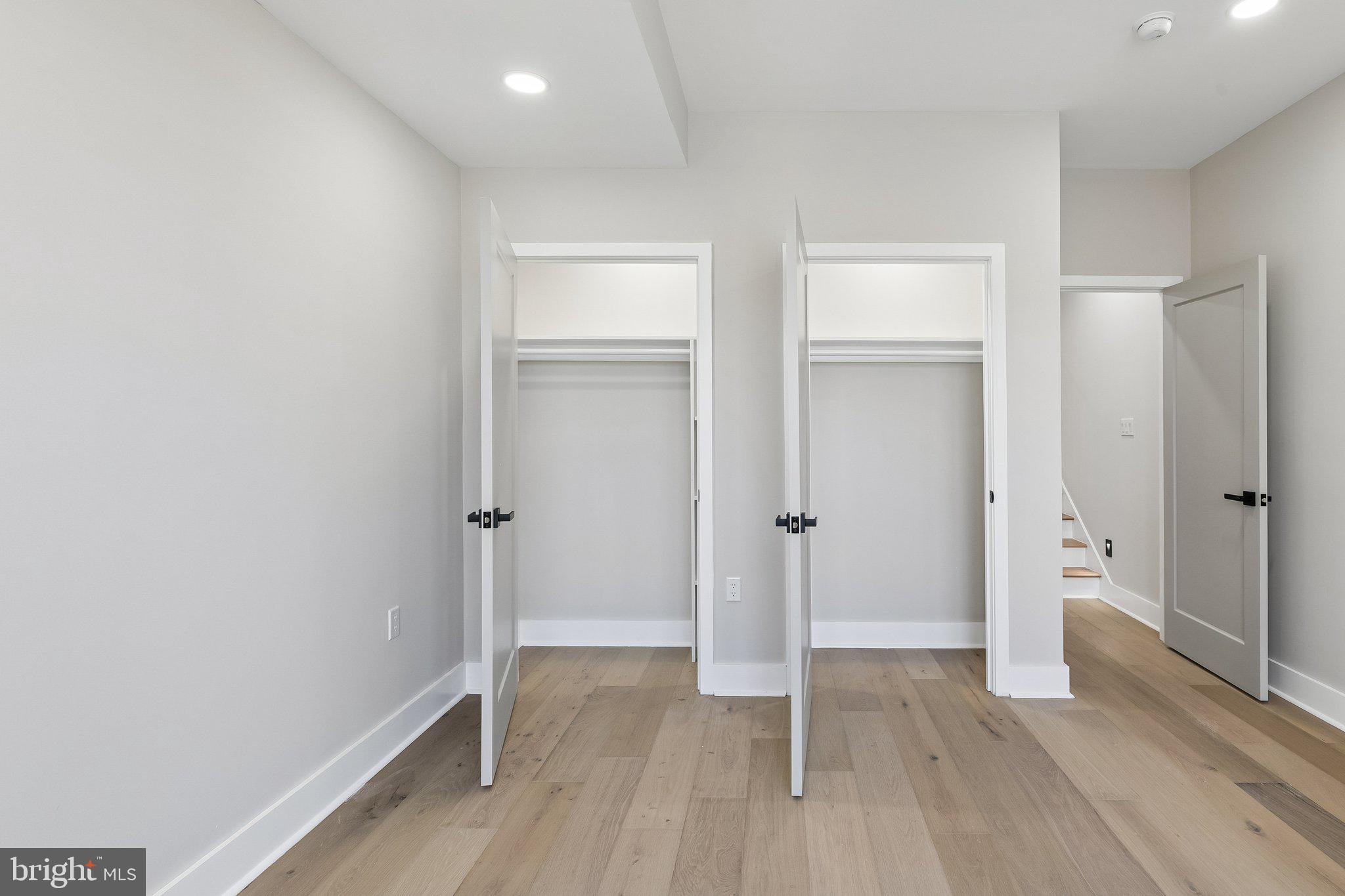 PASSYUNK SQUARE - Residential