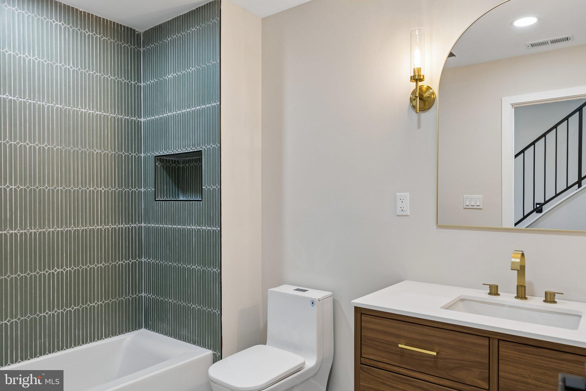 PASSYUNK SQUARE - Residential