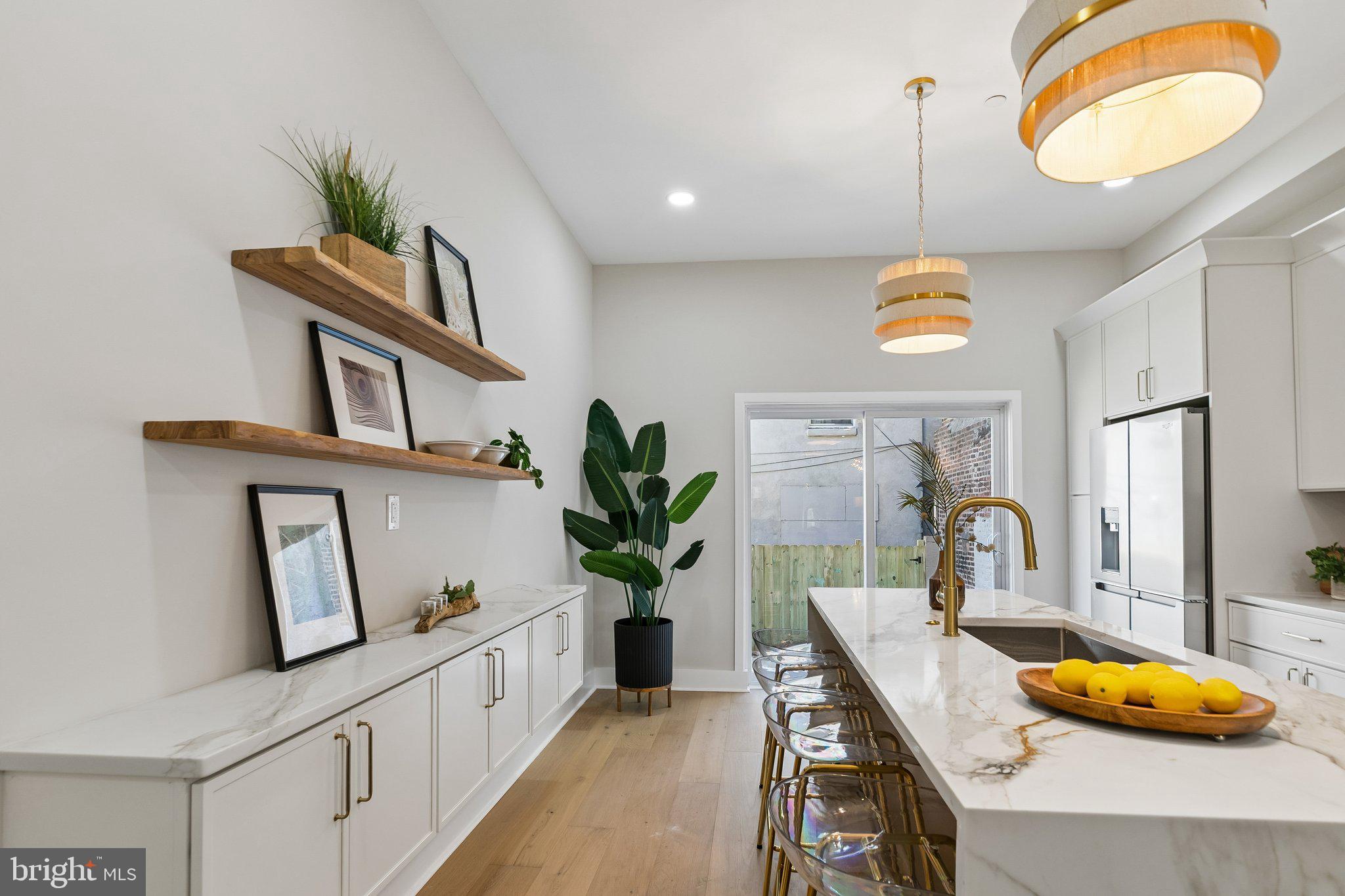 PASSYUNK SQUARE - Residential