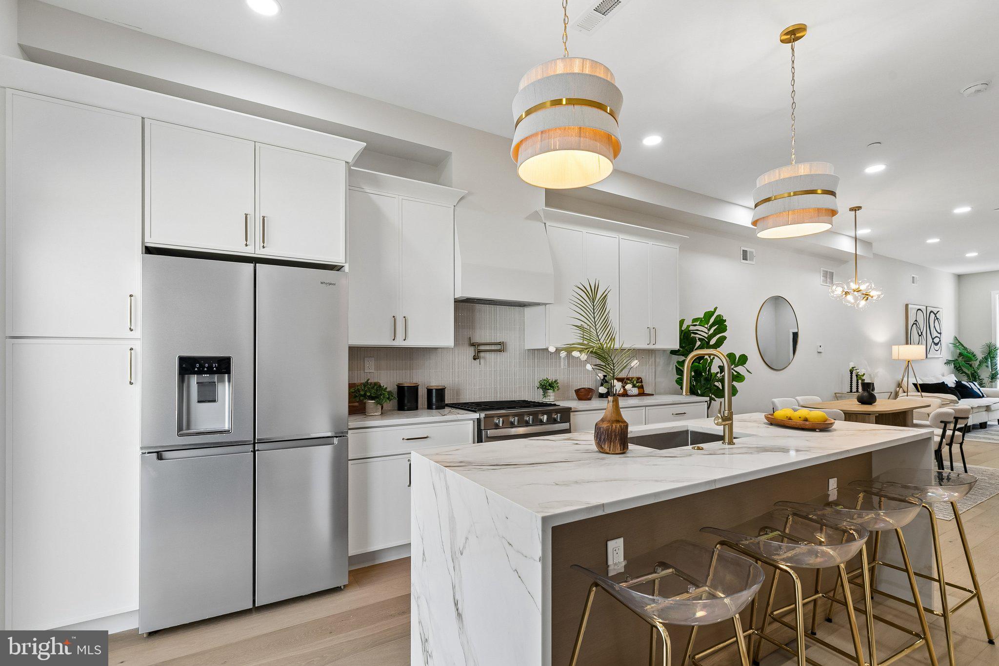 PASSYUNK SQUARE - Residential