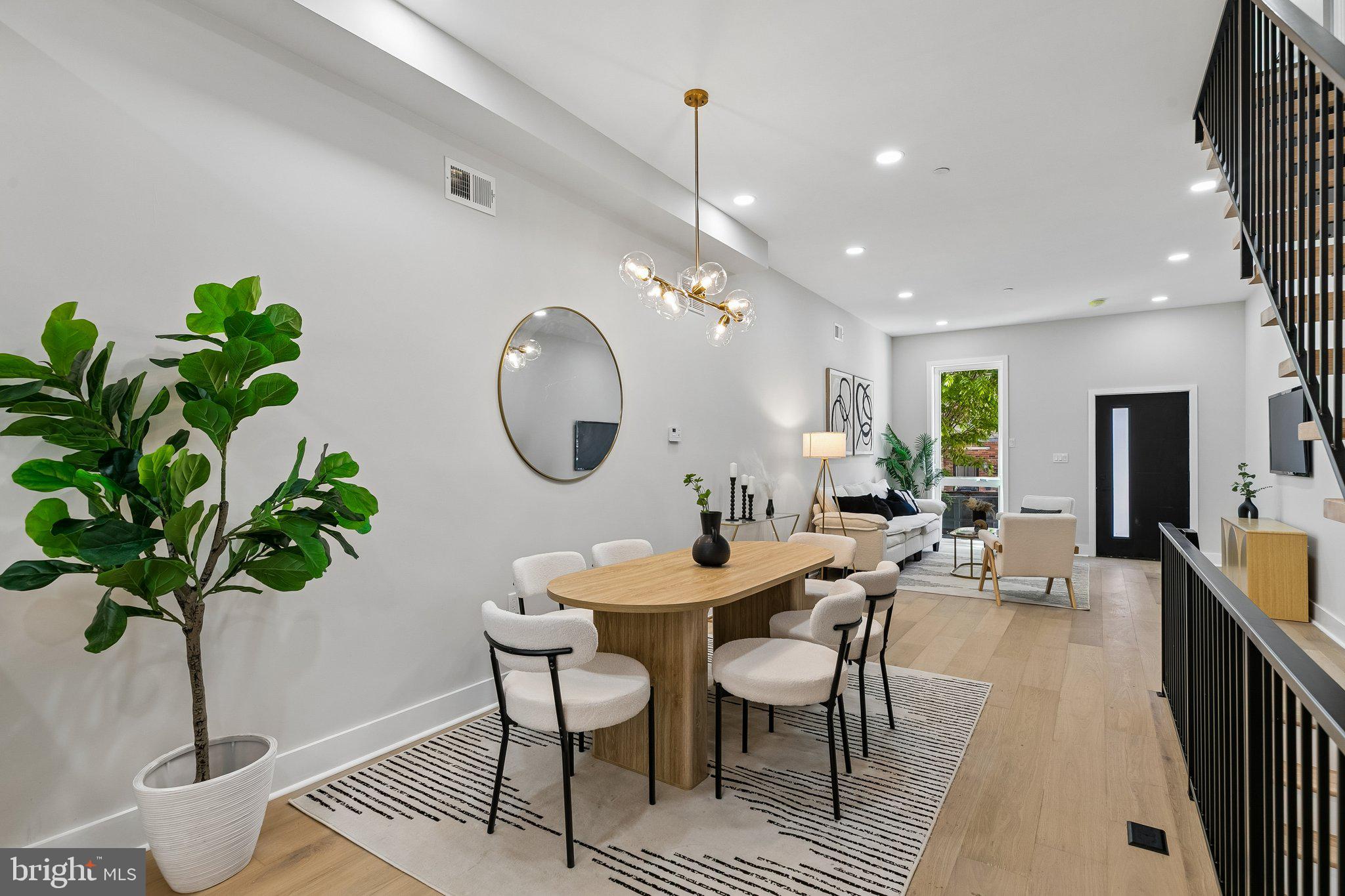PASSYUNK SQUARE - Residential