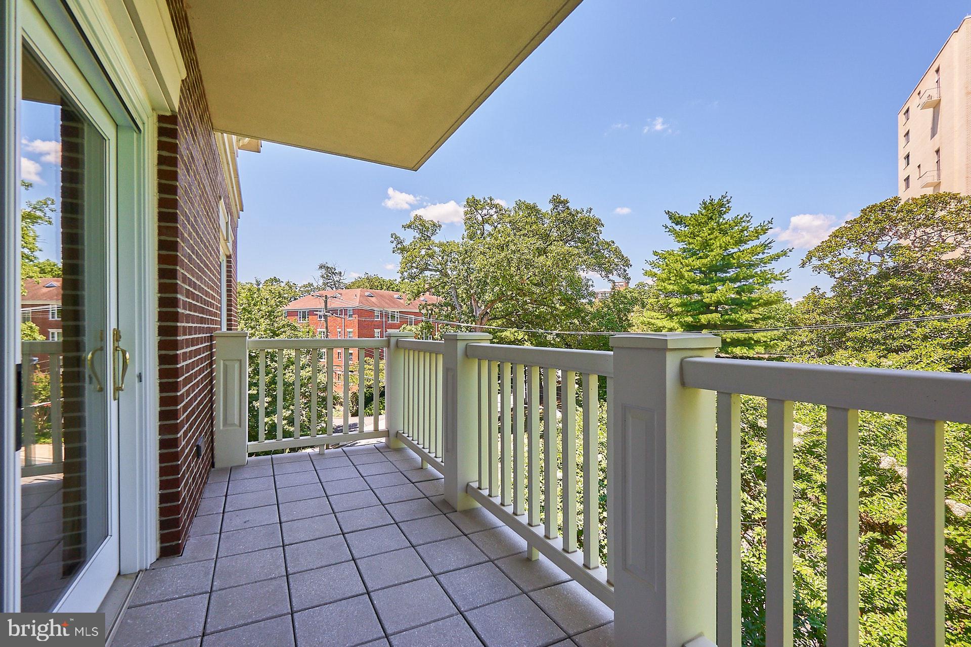 MEMORIAL PARK - Residential