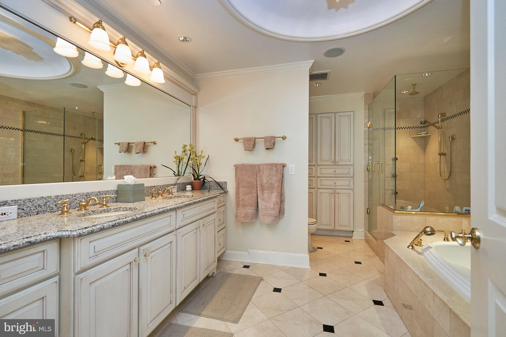 MEMORIAL PARK - Residential