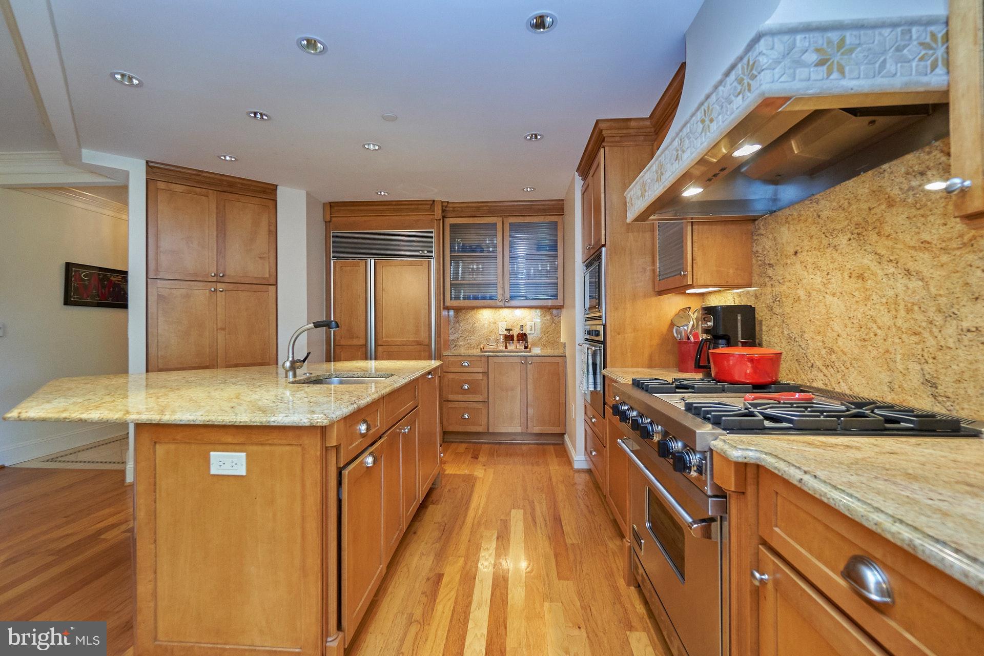 MEMORIAL PARK - Residential