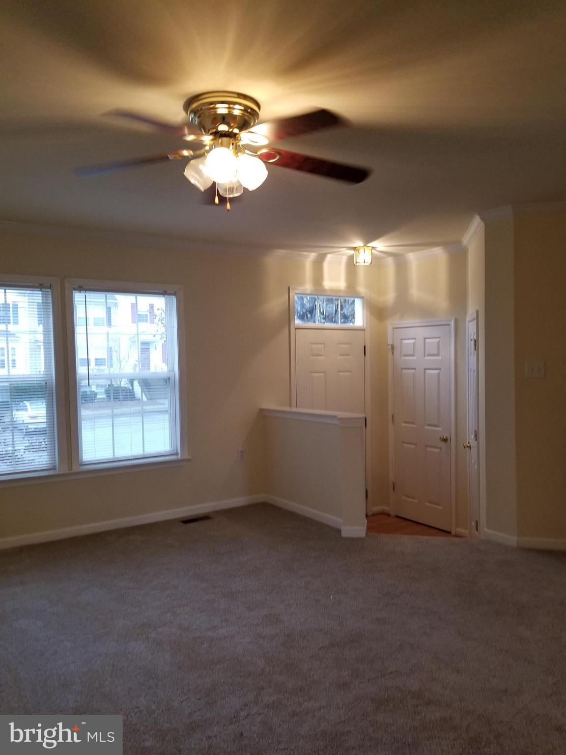 COUNTY GREEN - Residential Lease