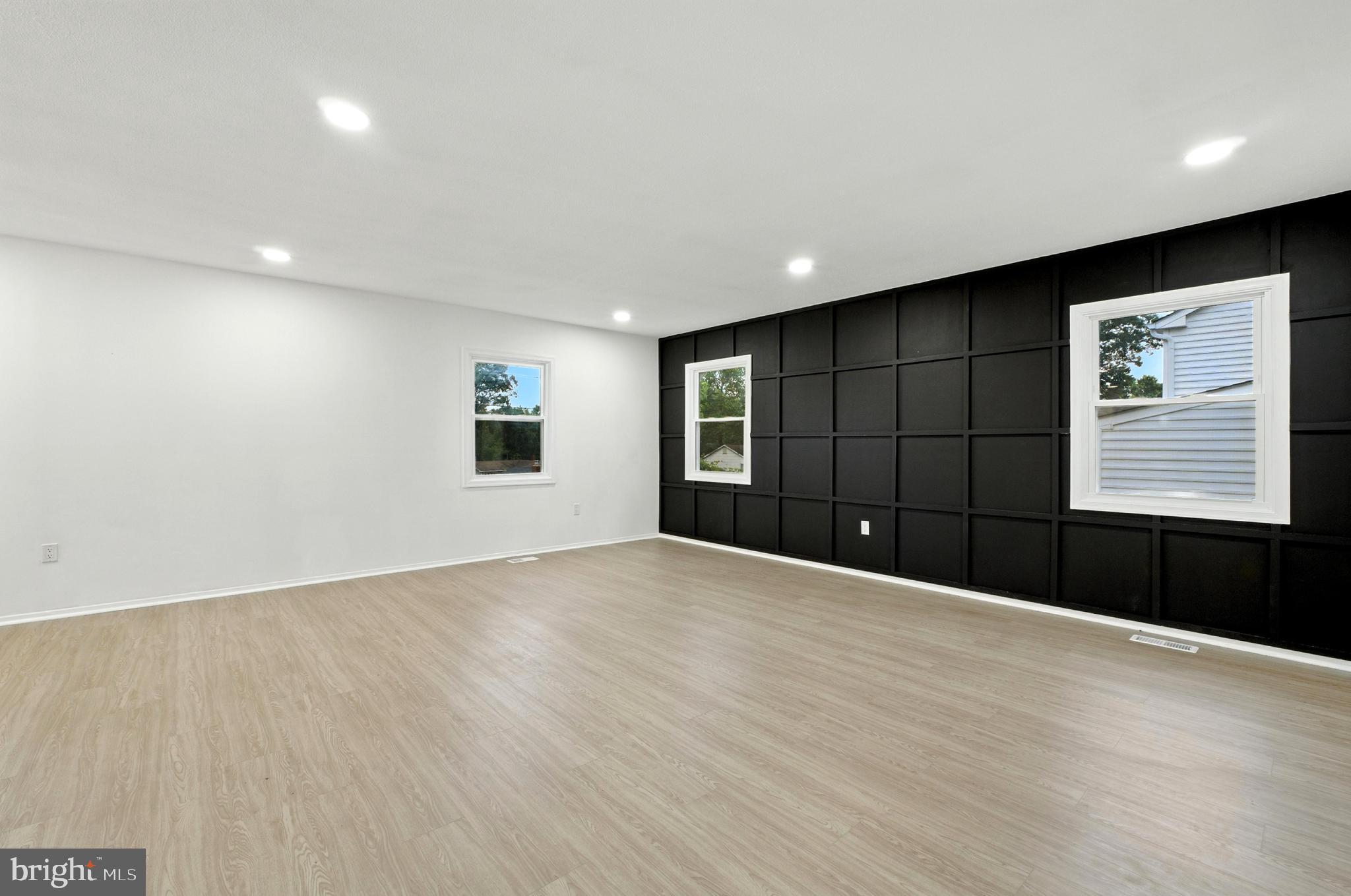 1204 PENSIVE LANE