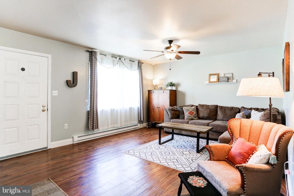 Photo of 132 MAPLEWOOD LN, MARIETTA, PA 17547 (MLS # PALA2033308)