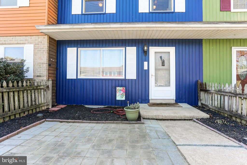 Photo of 132 MAPLEWOOD LN, MARIETTA, PA 17547 (MLS # PALA2033308)