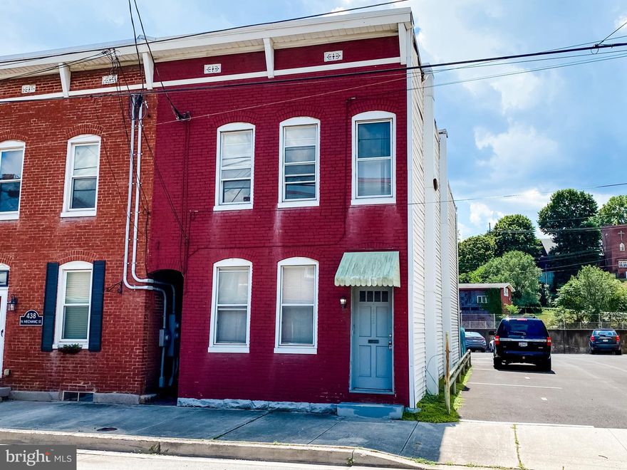 Downtown Duplex waiting for rejuvenation! Currently set up as 2 one bedroom apartments. Bring your imagination and transform this lovely home into something amazing! As-Is and priced to SELL!!