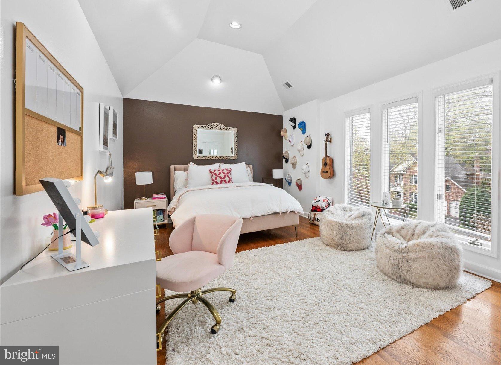 LOCUST RIDGE - Residential