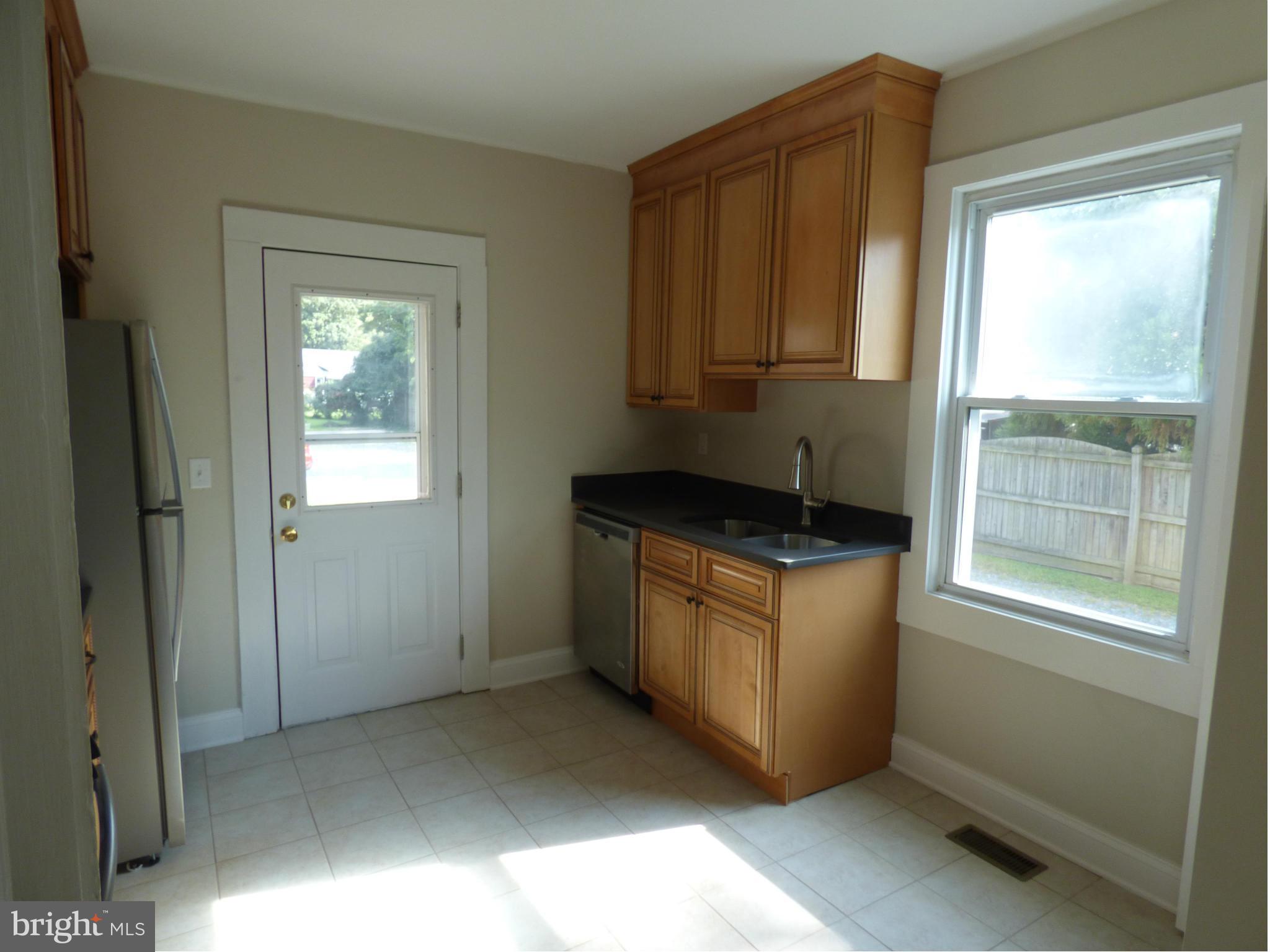 TOWN OF CENTREVILLE - Residential Lease