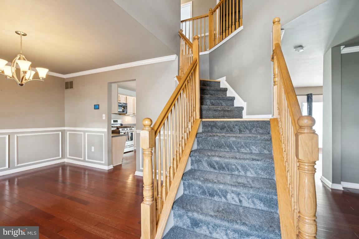 121 WEATHERVANE DRIVE