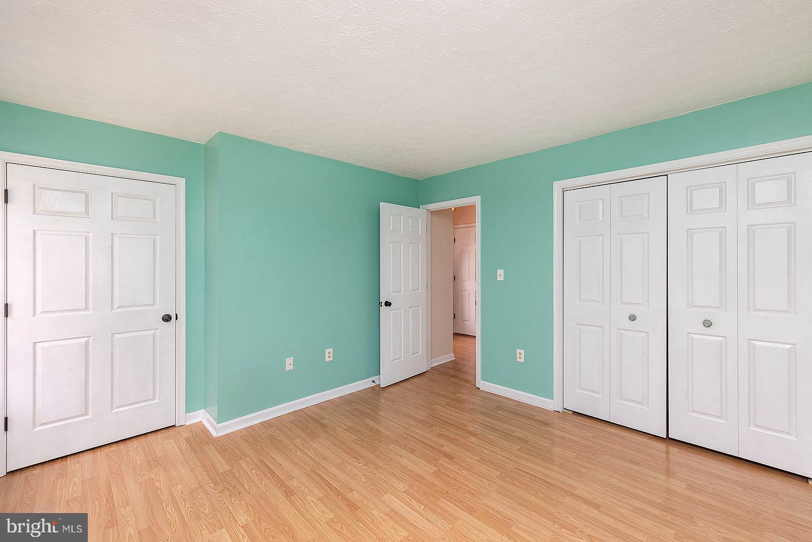 LIMESTONE COURT - Residential Lease