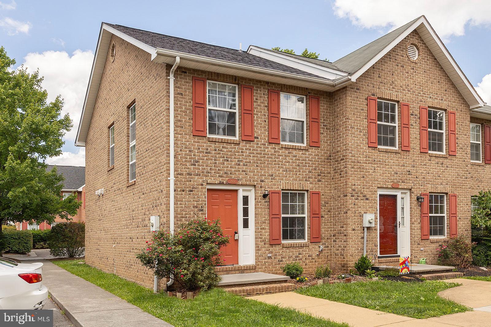 LIMESTONE COURT - Residential Lease