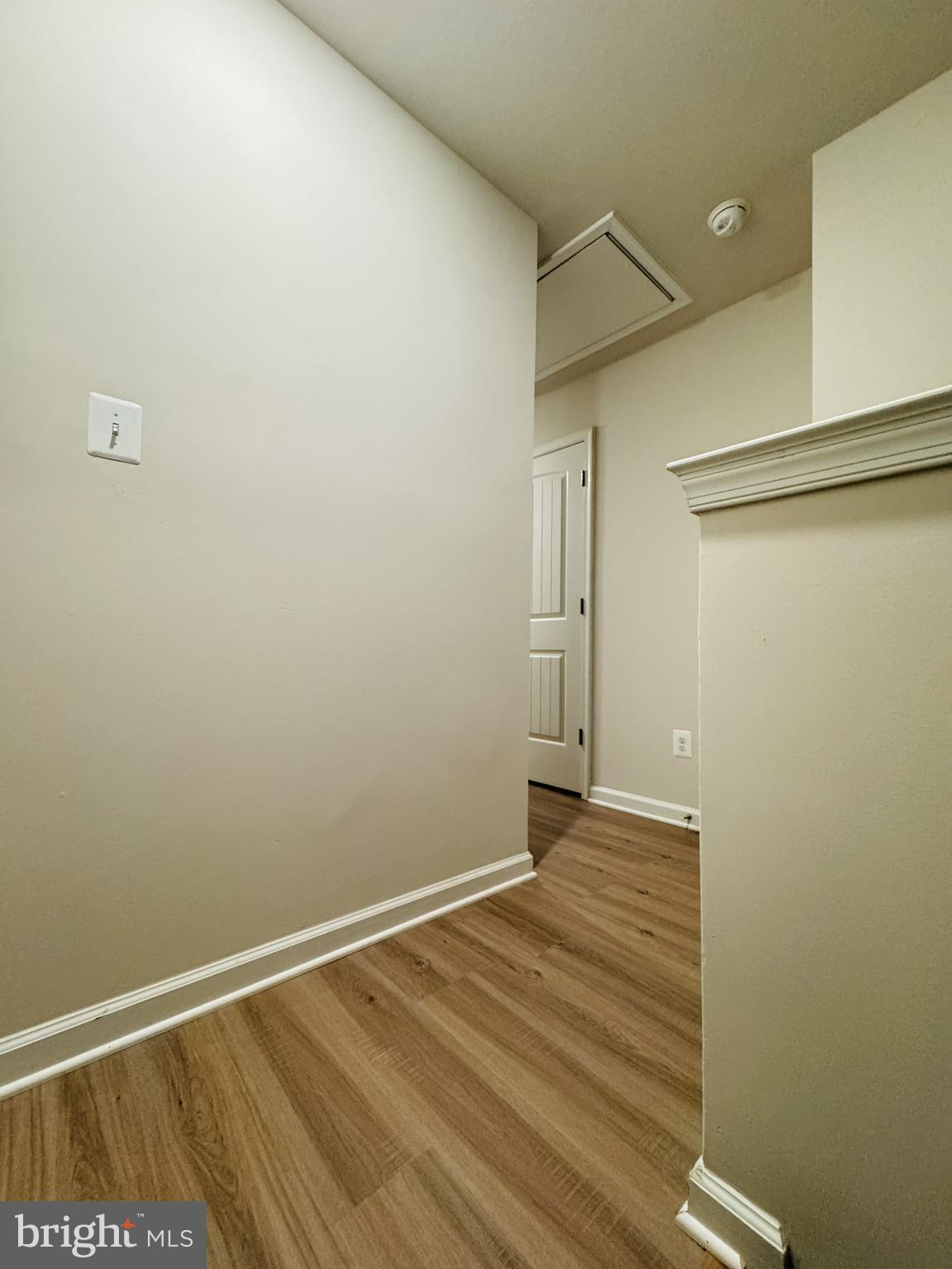 HOMEPLACE AT RIVERSIDE - Residential Lease