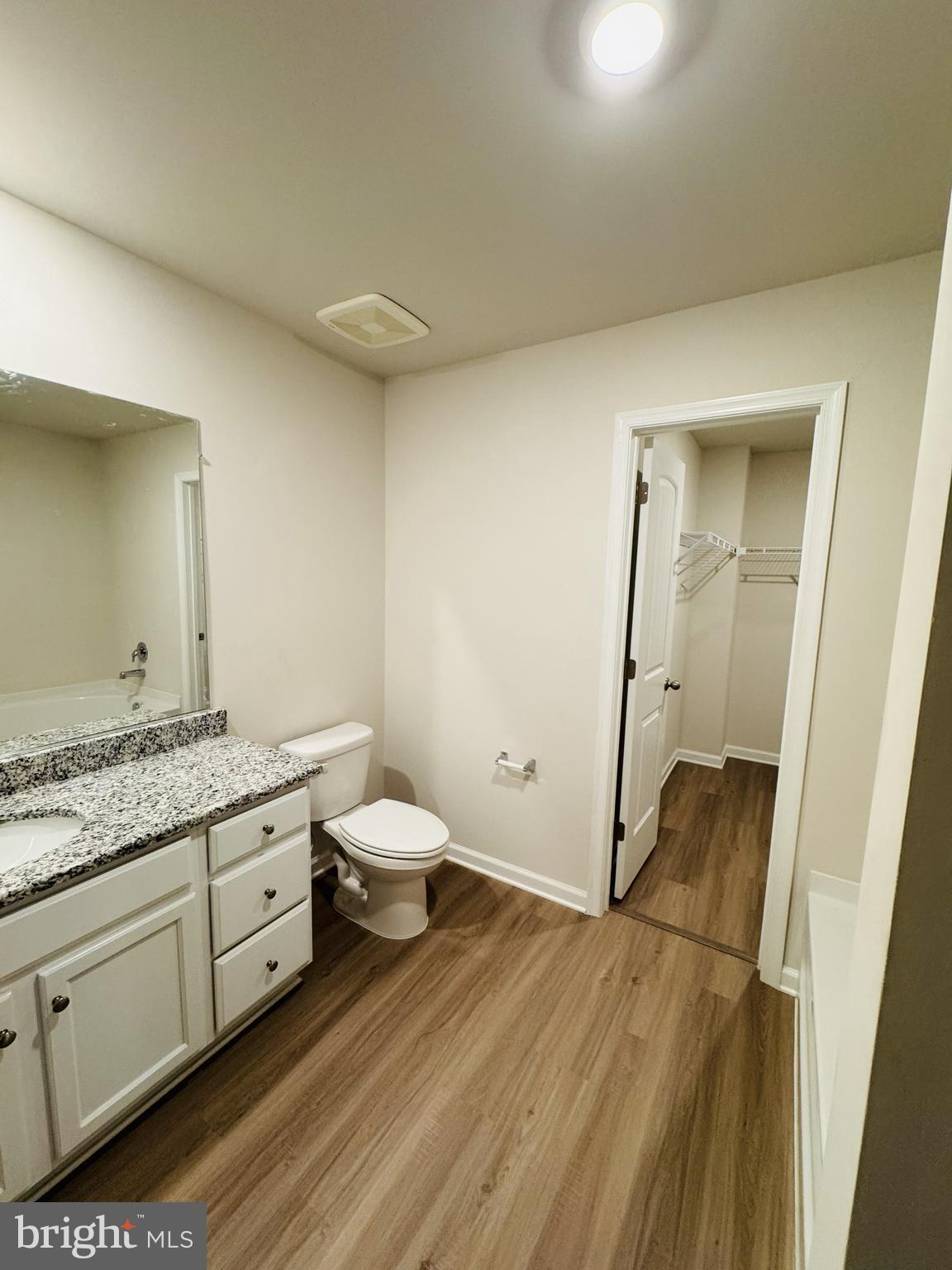 HOMEPLACE AT RIVERSIDE - Residential Lease