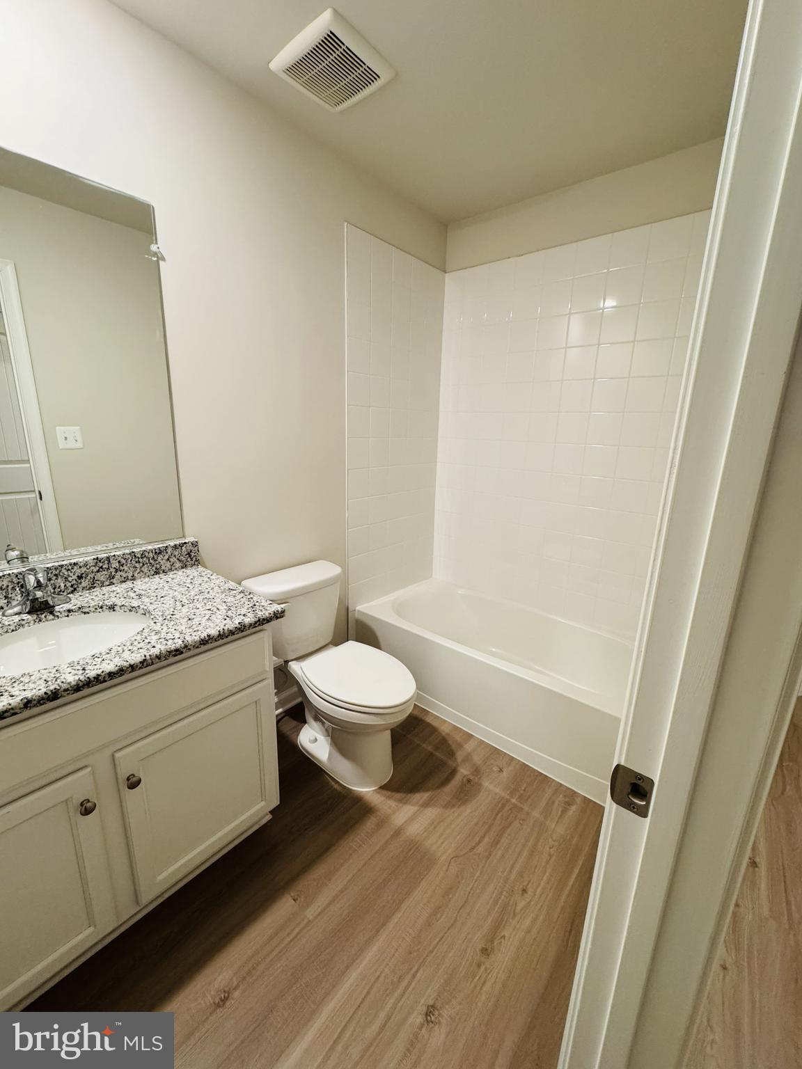 HOMEPLACE AT RIVERSIDE - Residential Lease