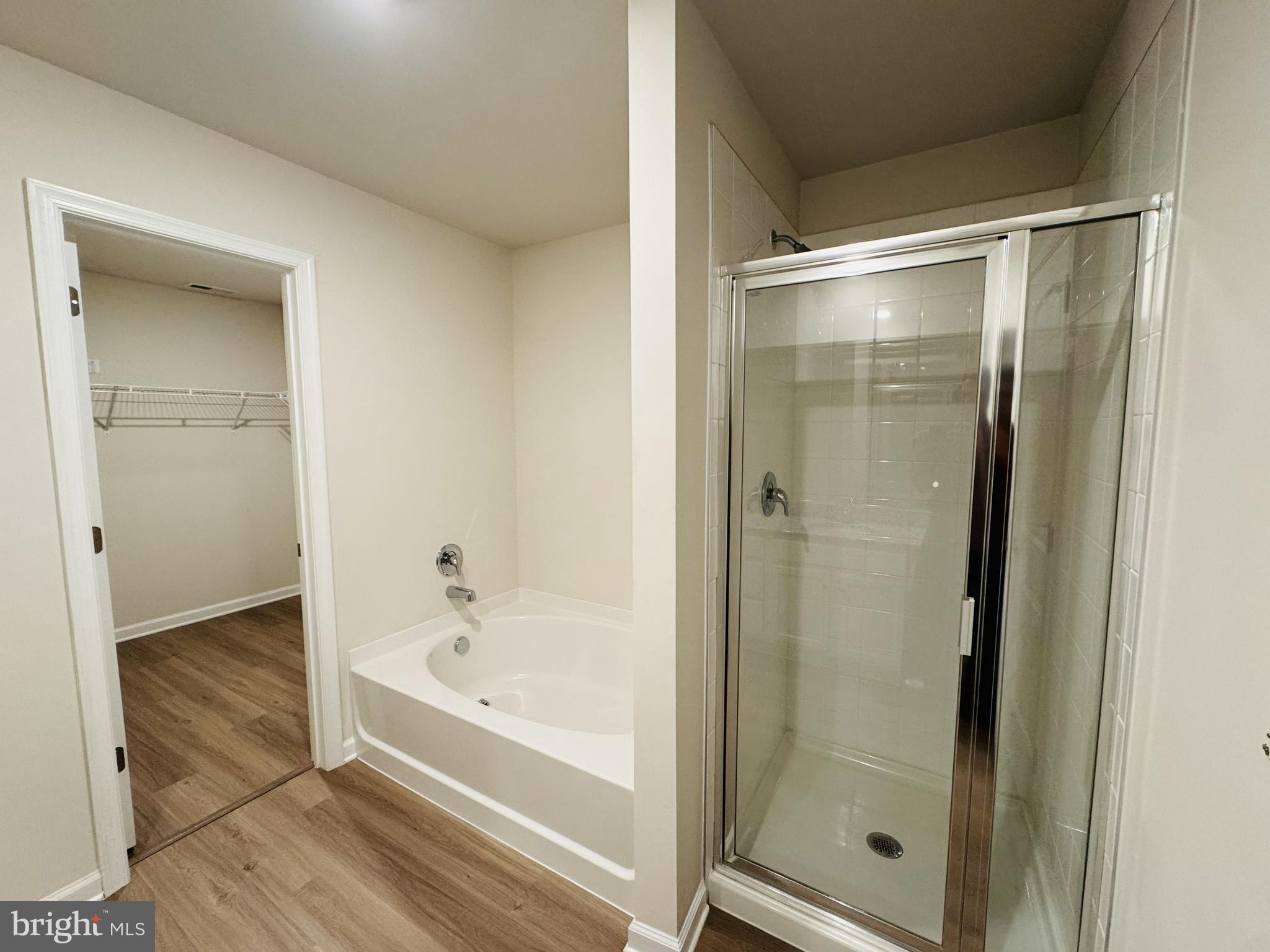 HOMEPLACE AT RIVERSIDE - Residential Lease