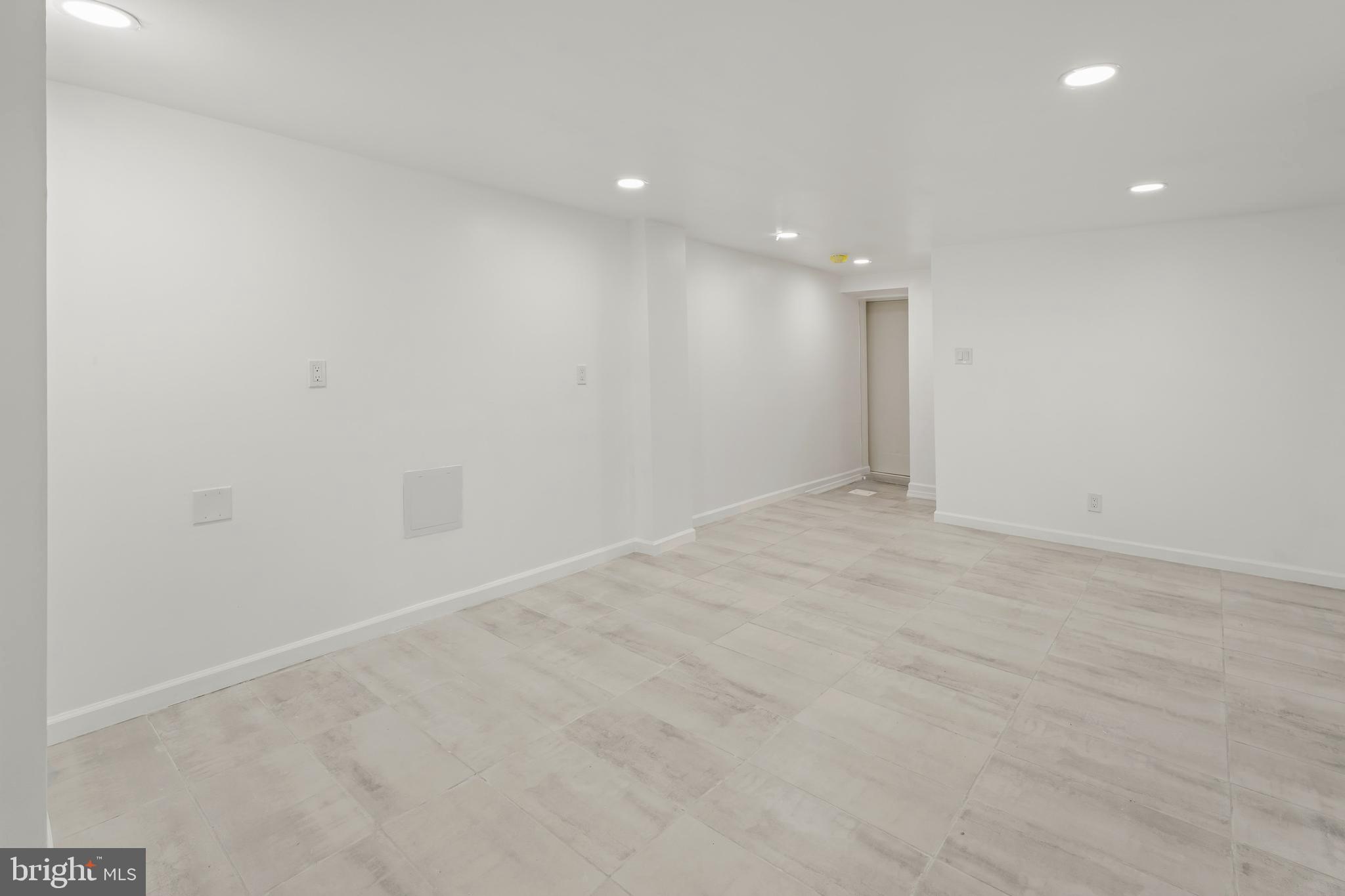 PHILADELPHIA (SOUTHWEST) - Residential