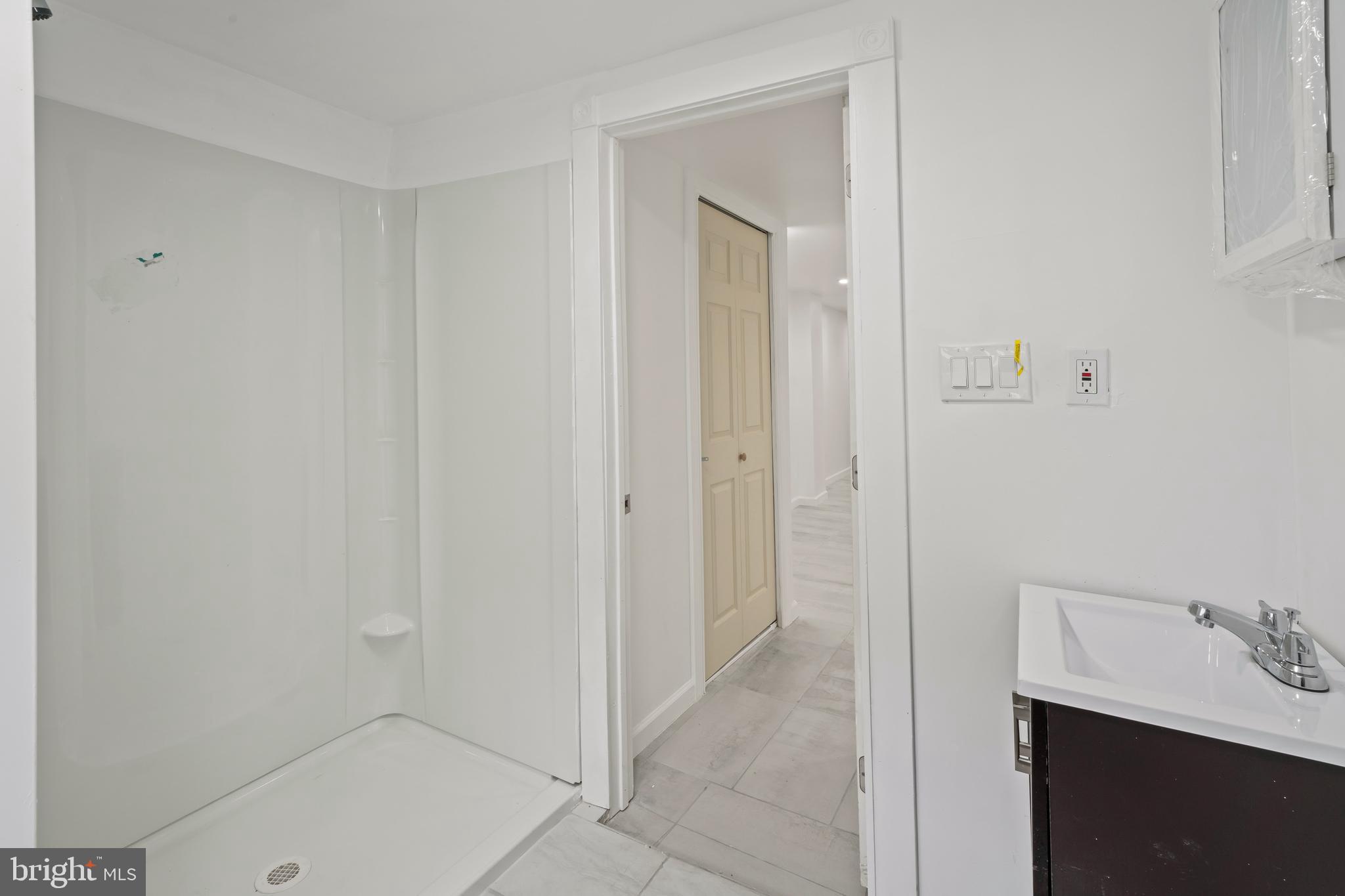 PHILADELPHIA (SOUTHWEST) - Residential