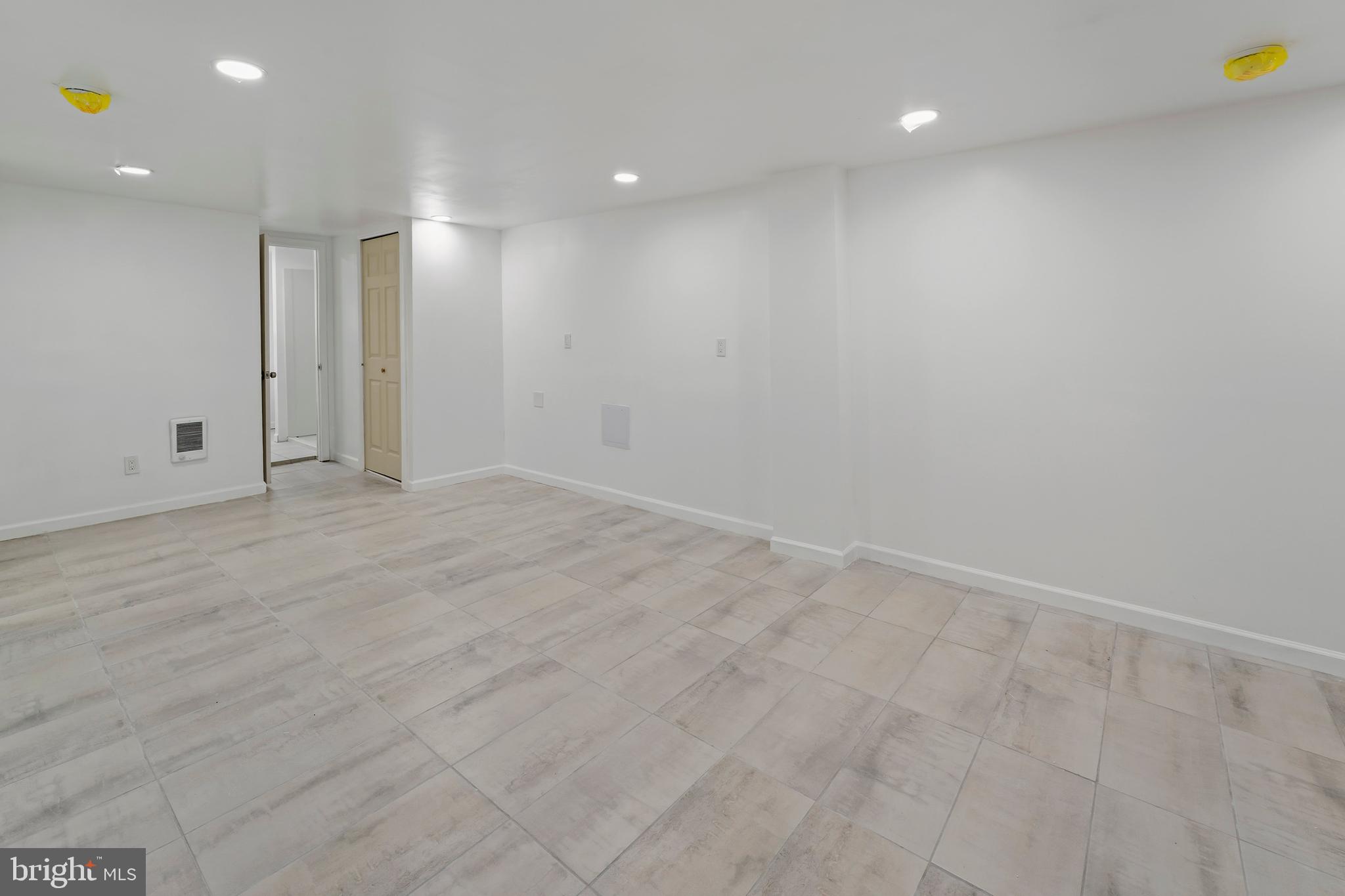 PHILADELPHIA (SOUTHWEST) - Residential