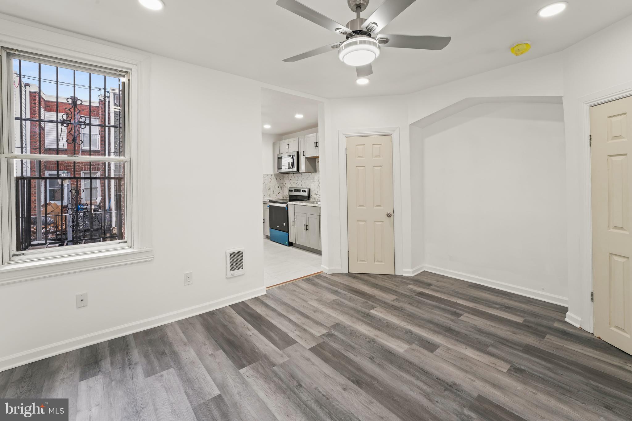 PHILADELPHIA (SOUTHWEST) - Residential