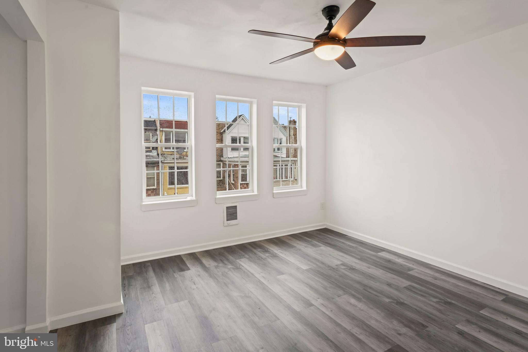 PHILADELPHIA (SOUTHWEST) - Residential