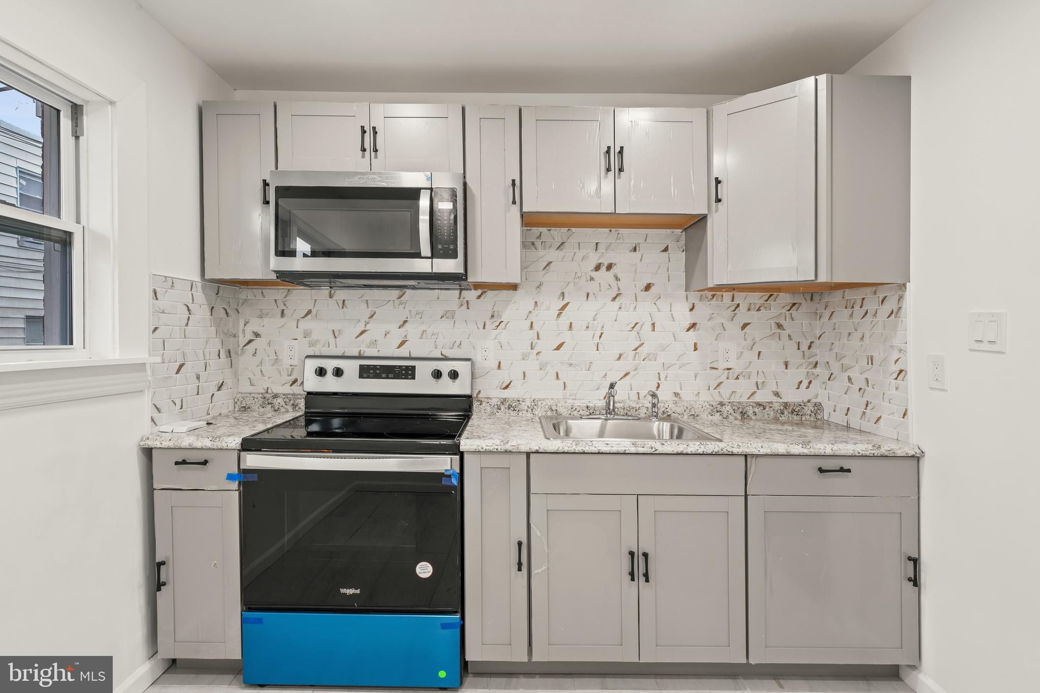 PHILADELPHIA (SOUTHWEST) - Residential