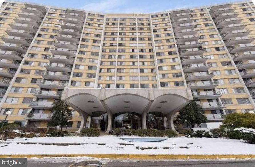 301 N BEAUREGARD STREET 1002