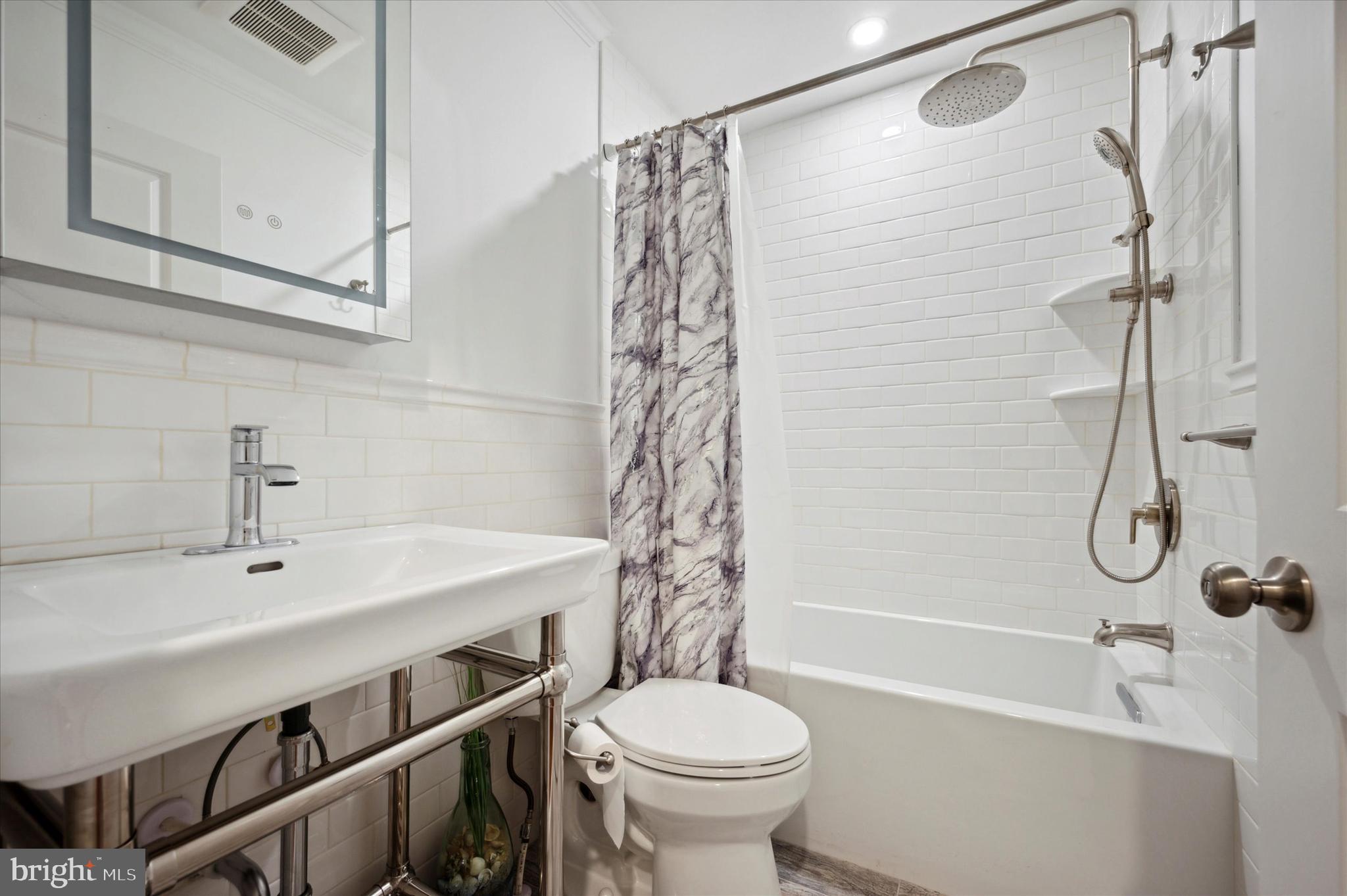 DOYLESTOWN - Residential Lease