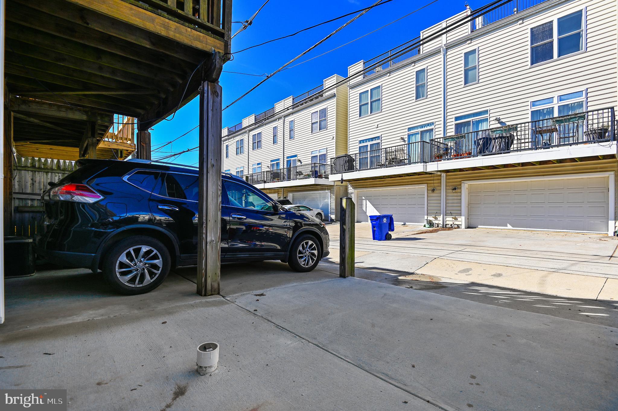 RIVERSIDE - Residential