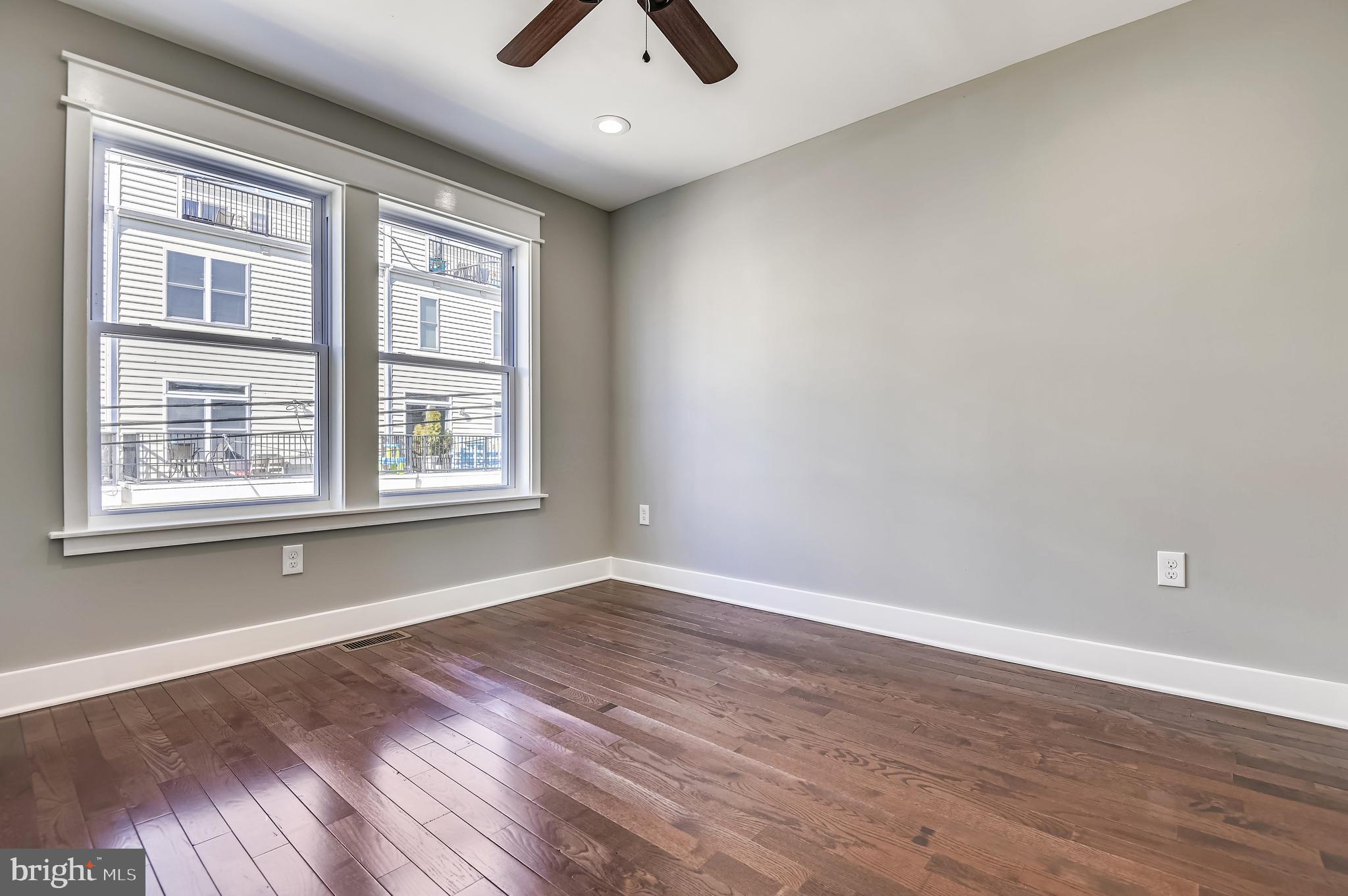 RIVERSIDE - Residential