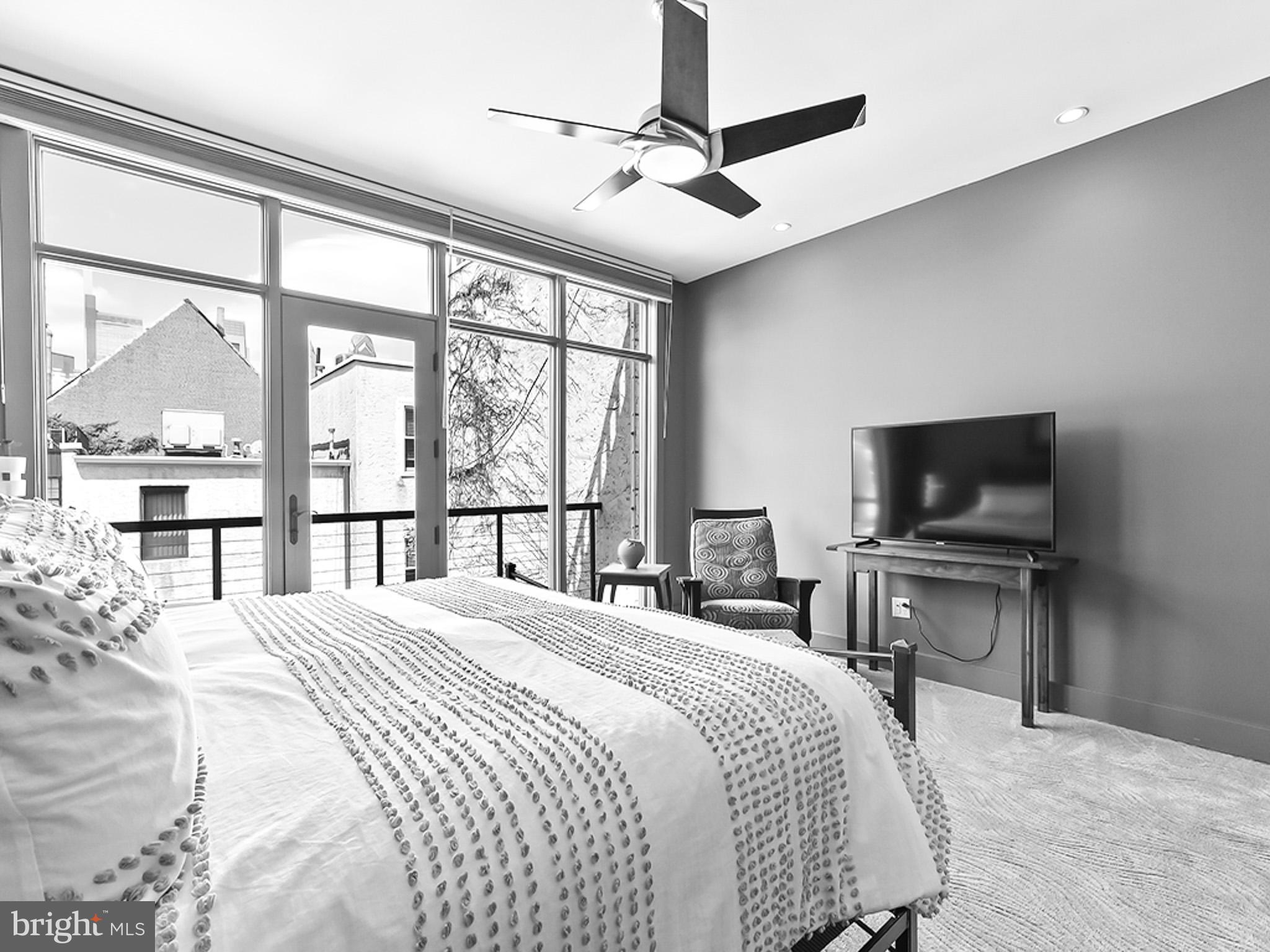 GRADUATE HOSPITAL - Residential