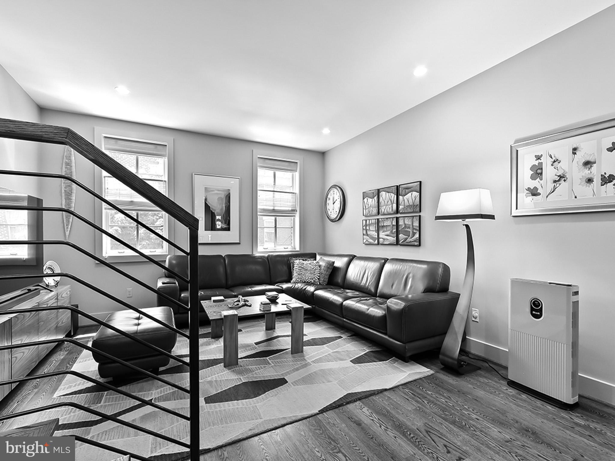 GRADUATE HOSPITAL - Residential