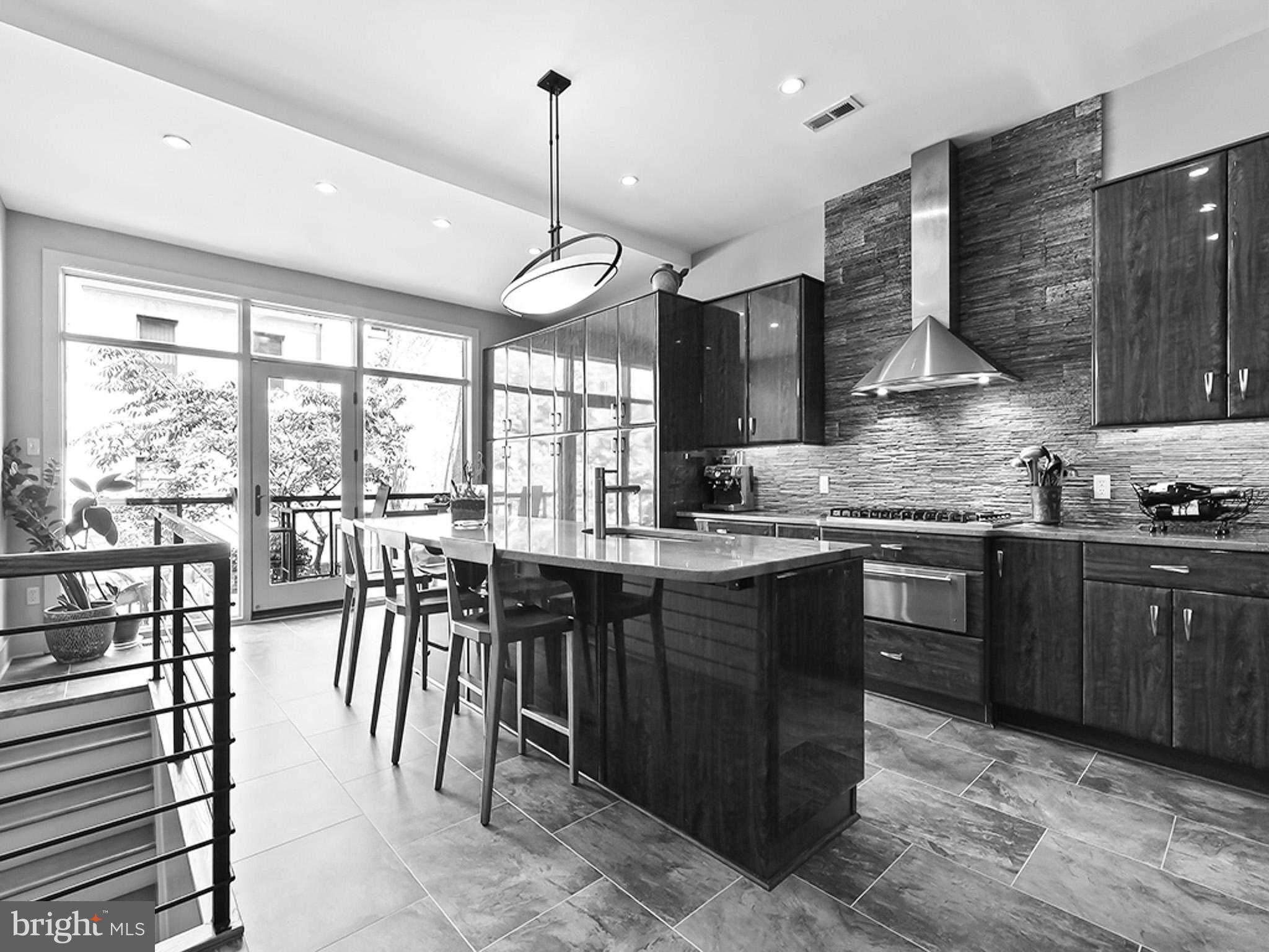 GRADUATE HOSPITAL - Residential