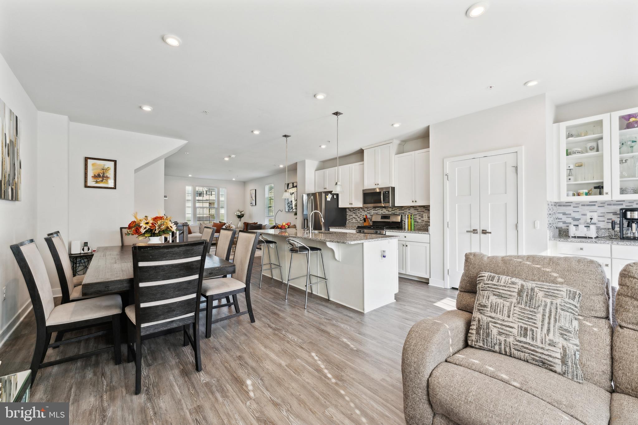 HOLLY RIDGE - Residential