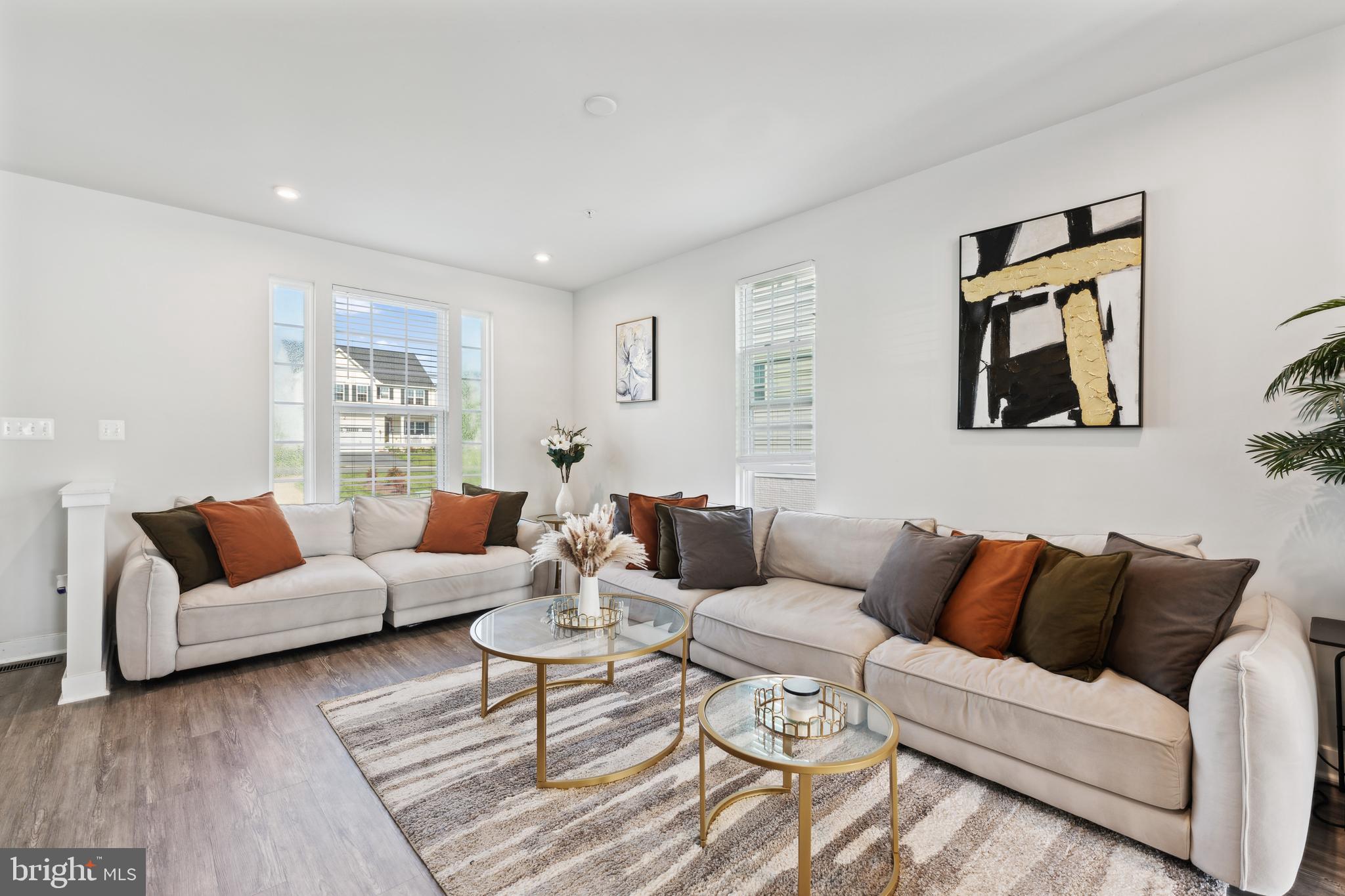 HOLLY RIDGE - Residential