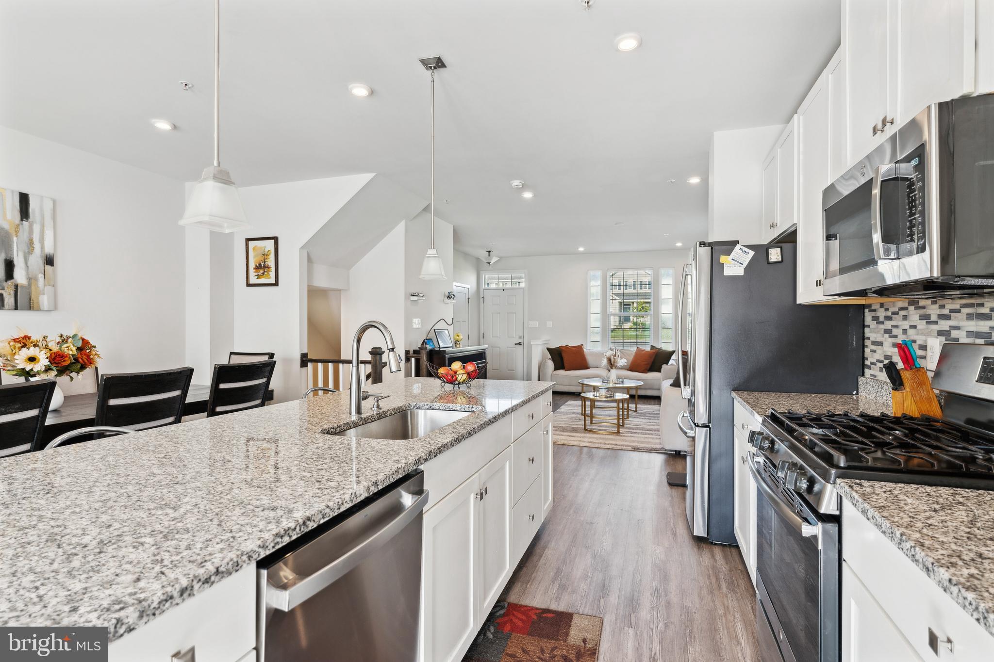 HOLLY RIDGE - Residential