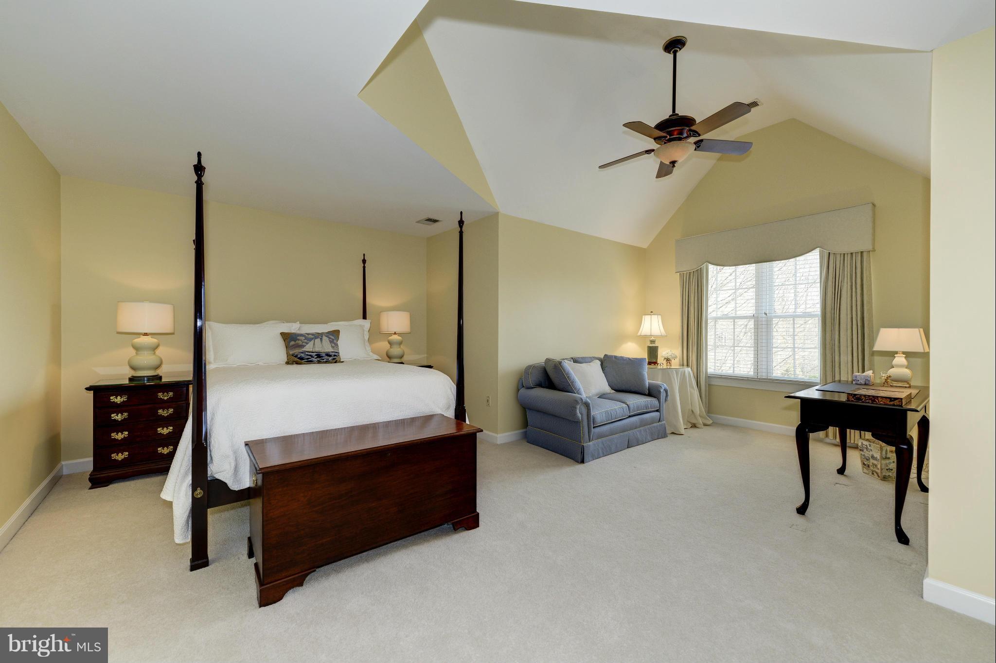MANORS AT WOLF TRAP - Residential