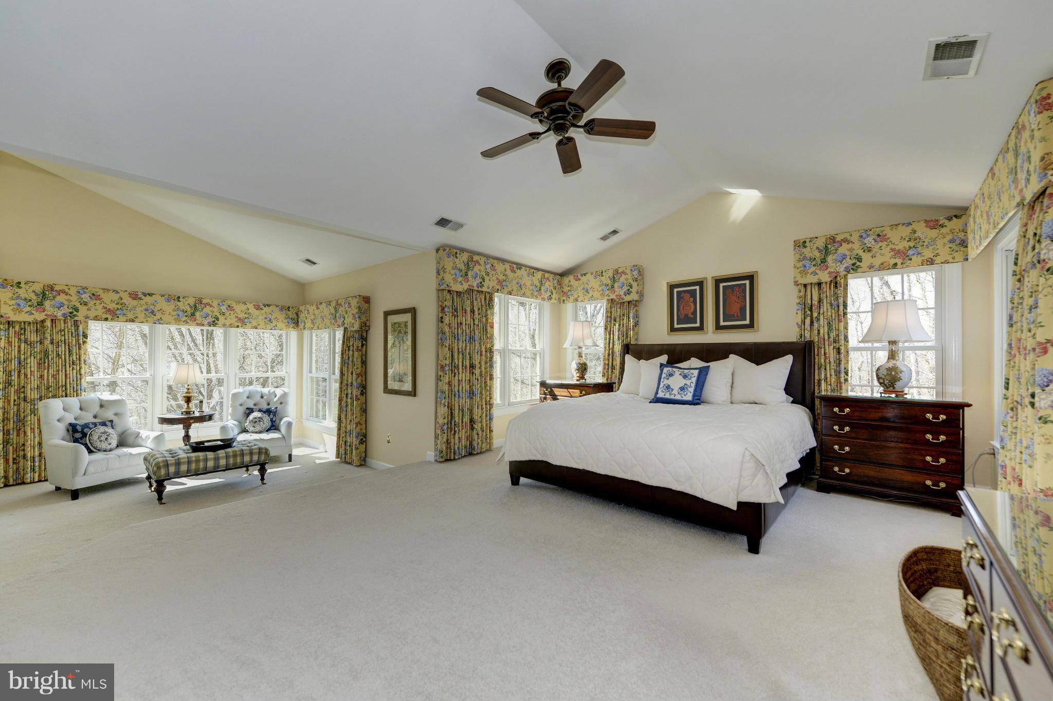 MANORS AT WOLF TRAP - Residential