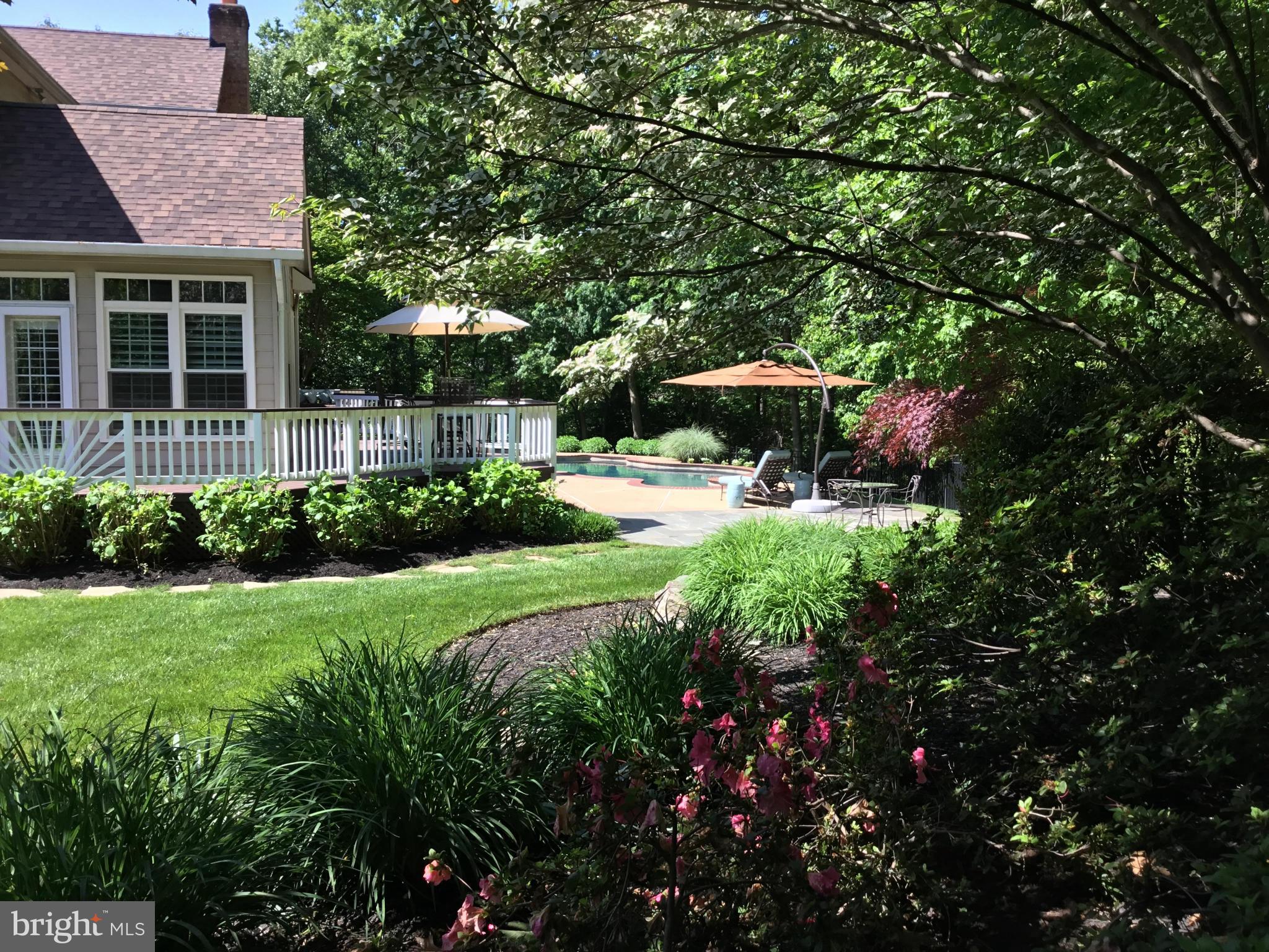 MANORS AT WOLF TRAP - Residential