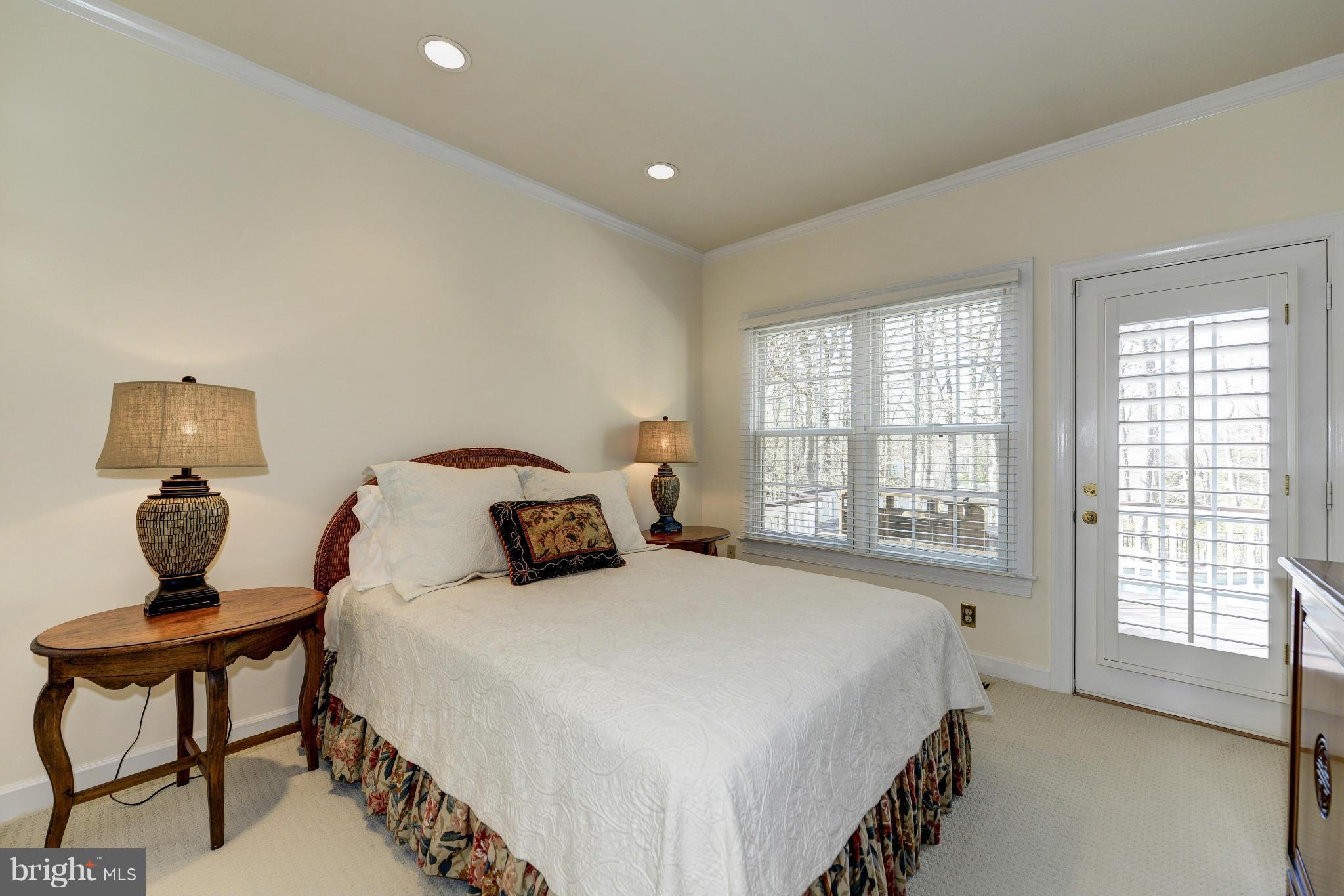 MANORS AT WOLF TRAP - Residential