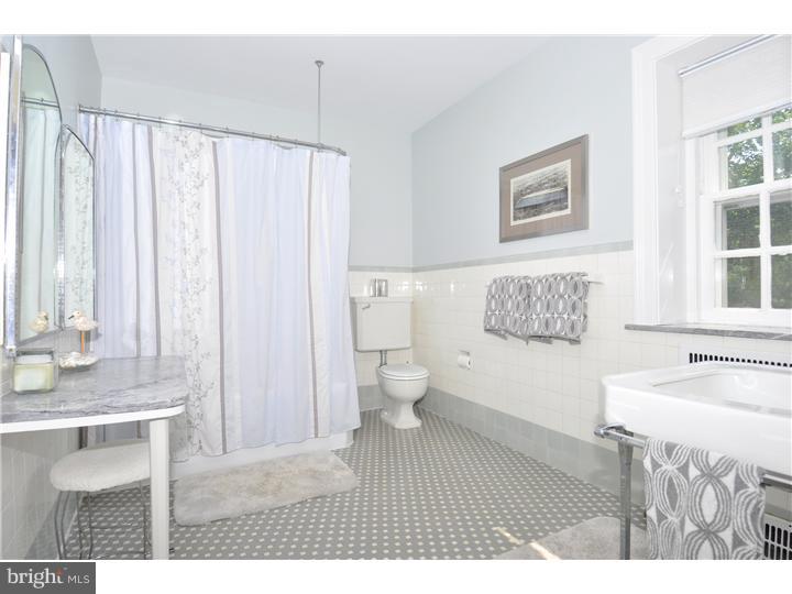 ROSEMONT - Residential