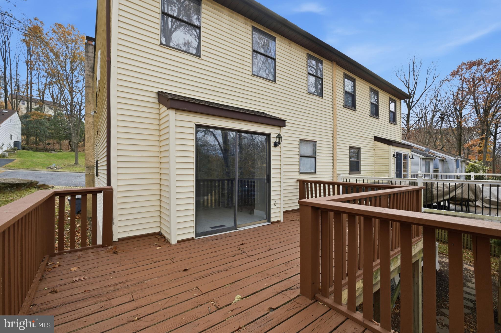 WOODLYN CROSSING - Residential