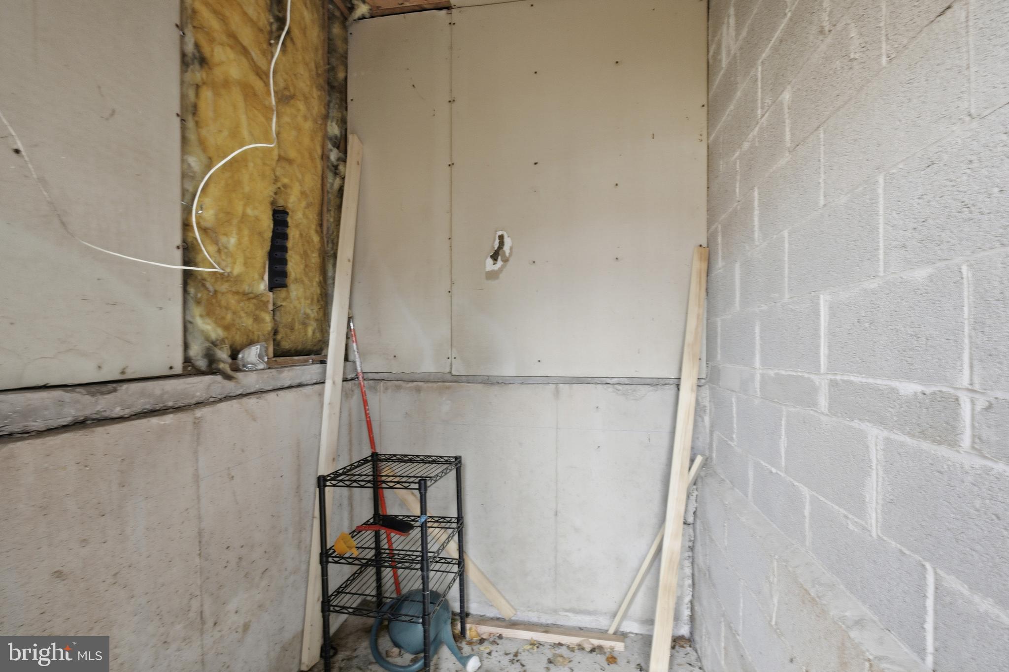 WOODLYN CROSSING - Residential